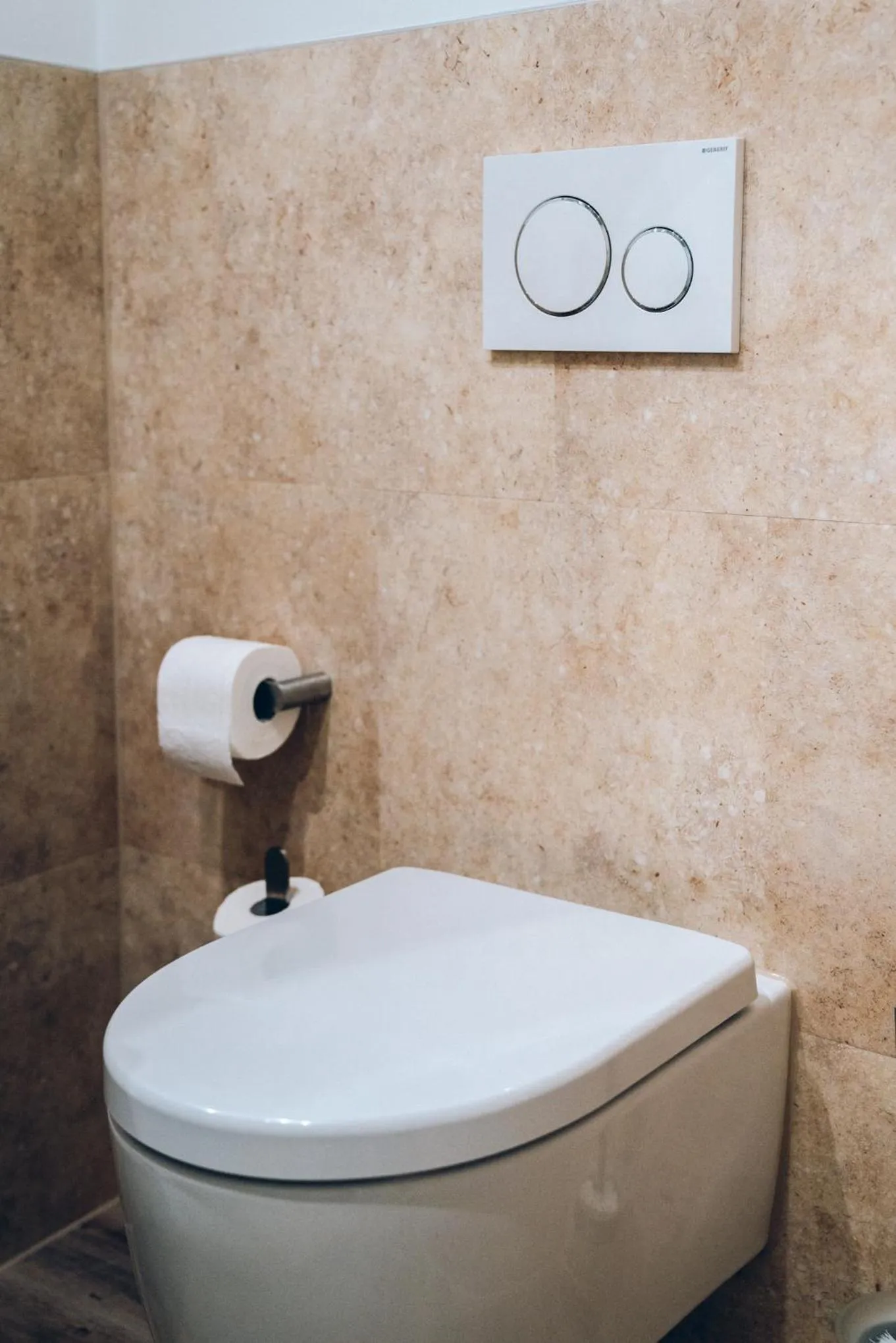 Toilet in Adelheid Hotel garni