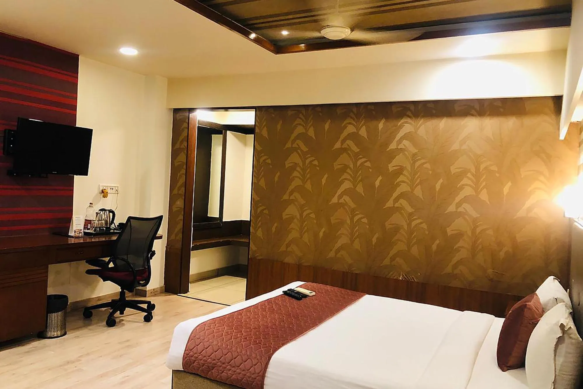 Bed in FabHotel Berry's