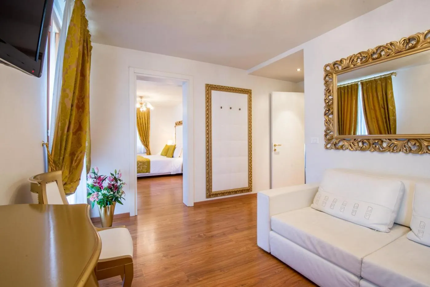 Living room, Bed in Al Bailo Di Venezia