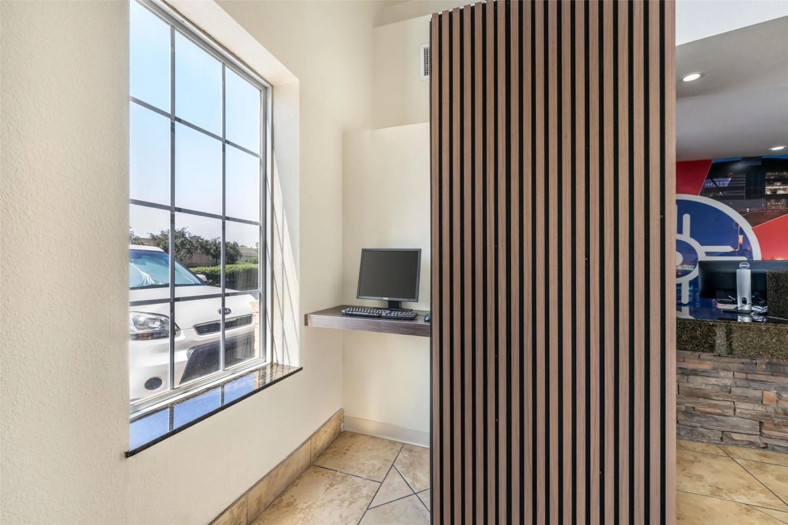 Business facilities in Best Western Plus Eastgate Inn & Suites