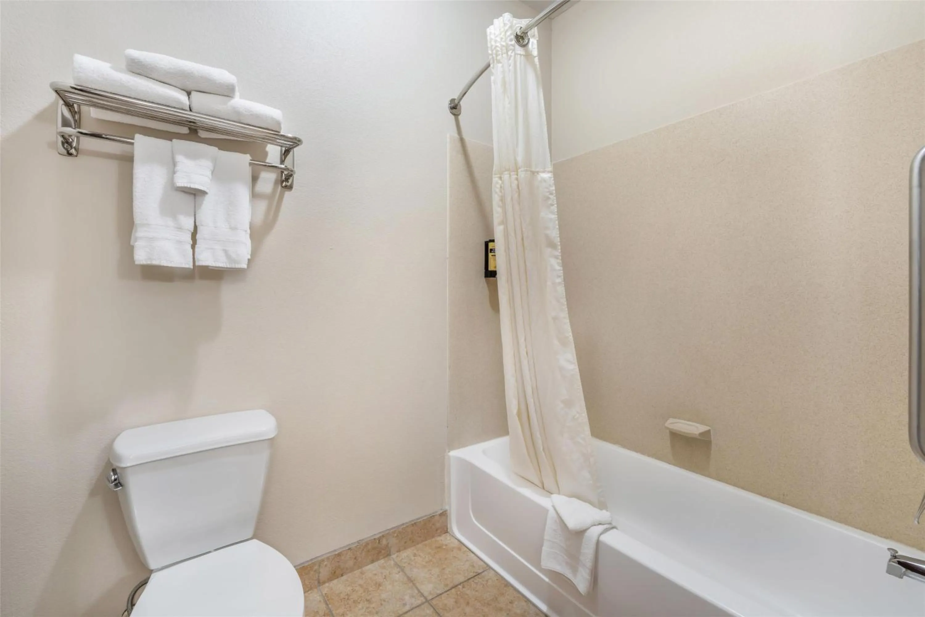 Bathroom in Best Western Plus Eastgate Inn & Suites