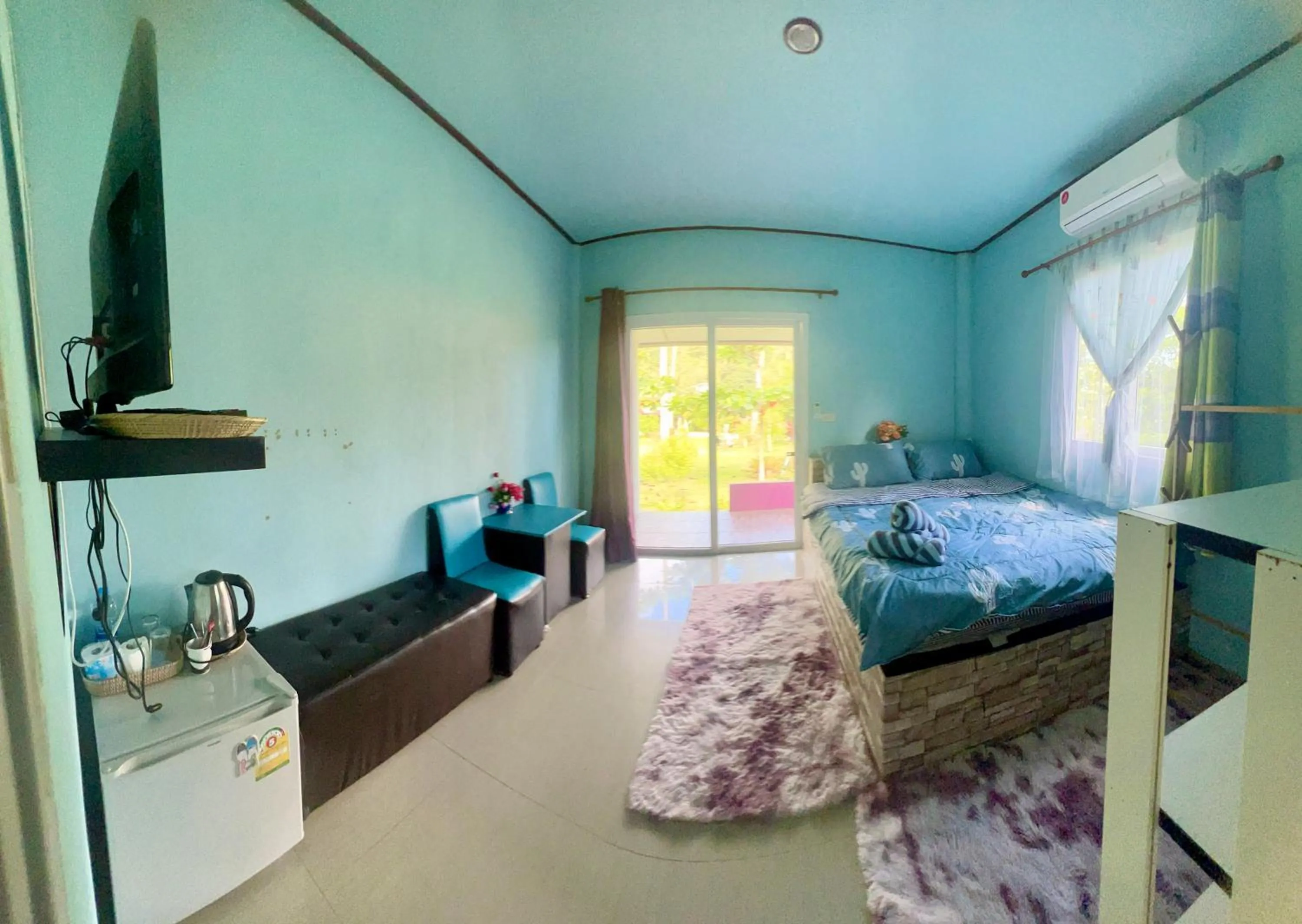 Bed in Lee Red House