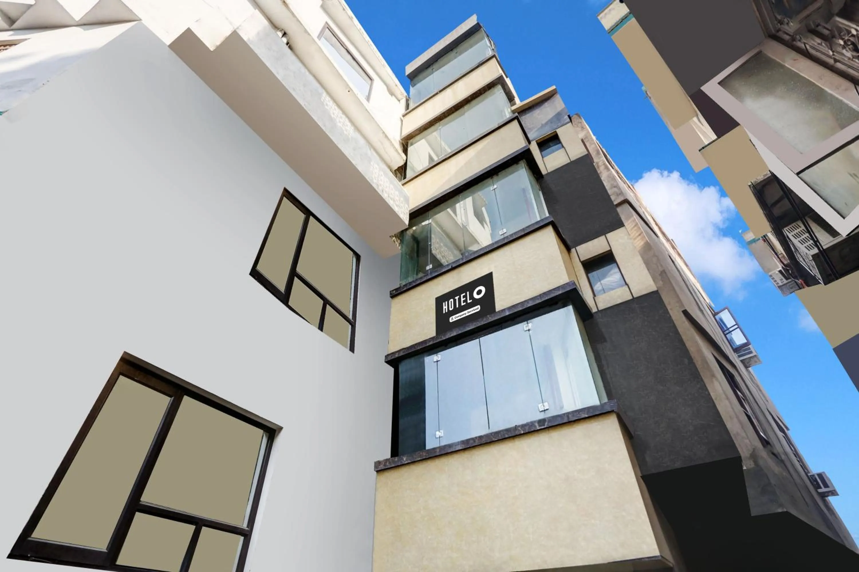 Facade/entrance in Hotel O Jammu Near Ragunath Bazaar Formerly GoodWill