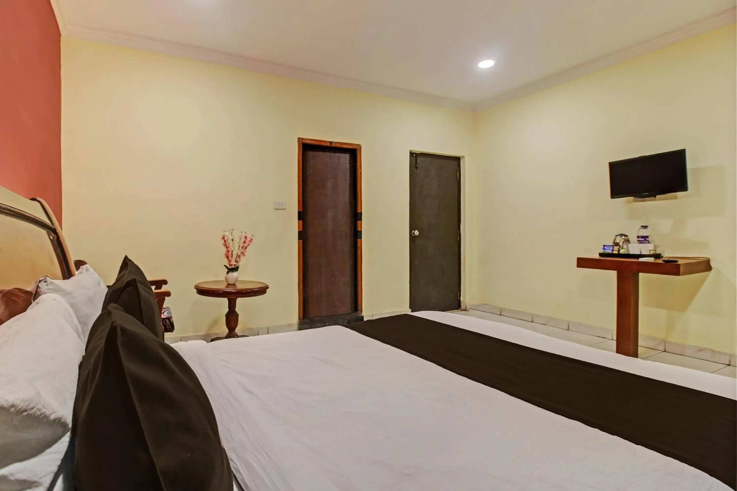 Bedroom, Bed in Hotel O Ruma Near Nampally Railway Station