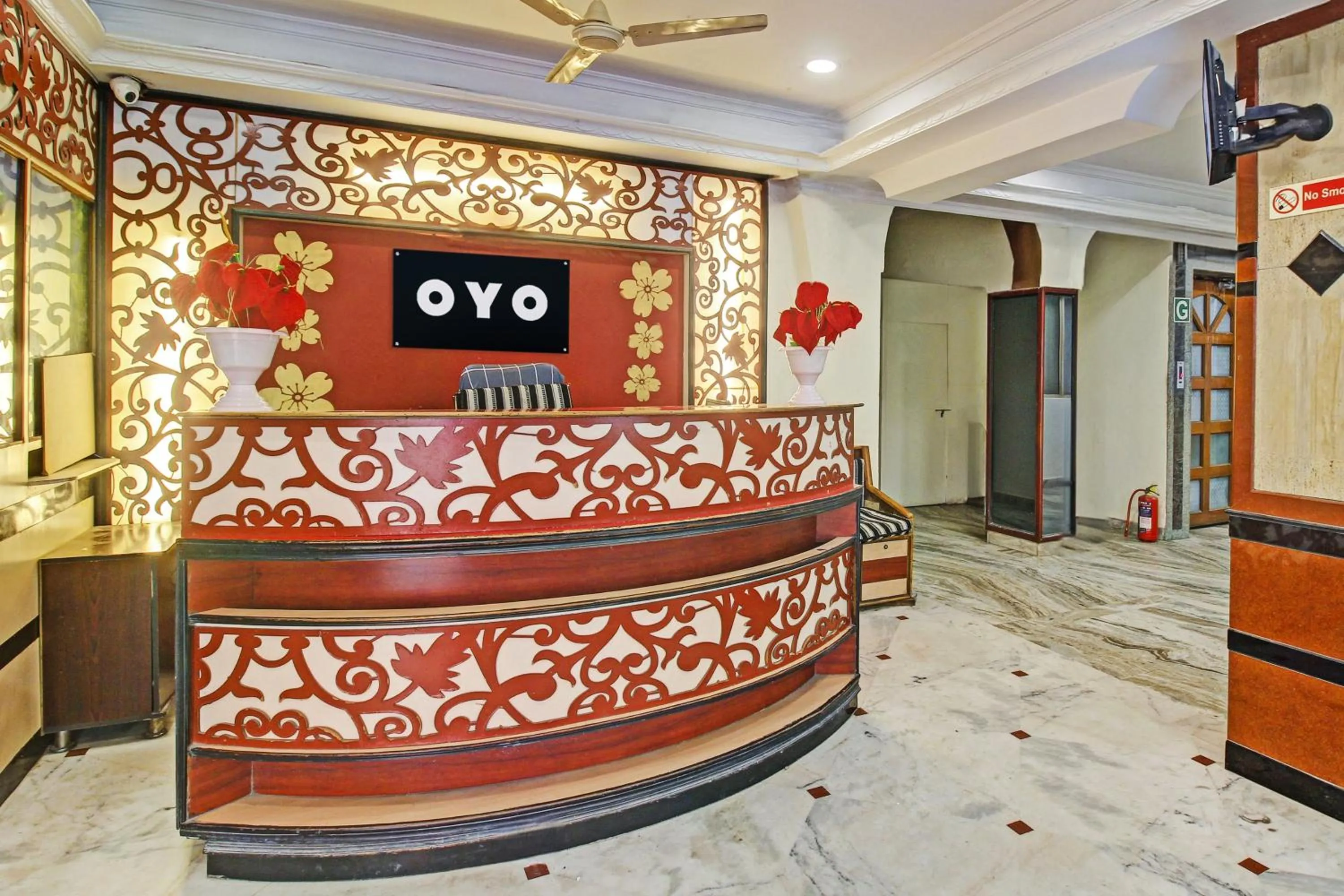 Lobby or reception in Hotel O Ruma Near Nampally Railway Station