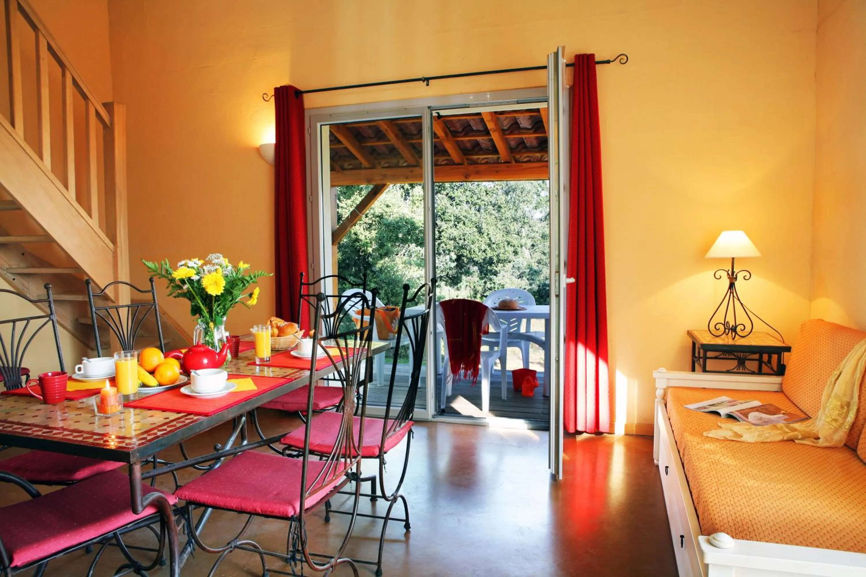 Dining area in Résidence Néméa les Portes des Cévennes