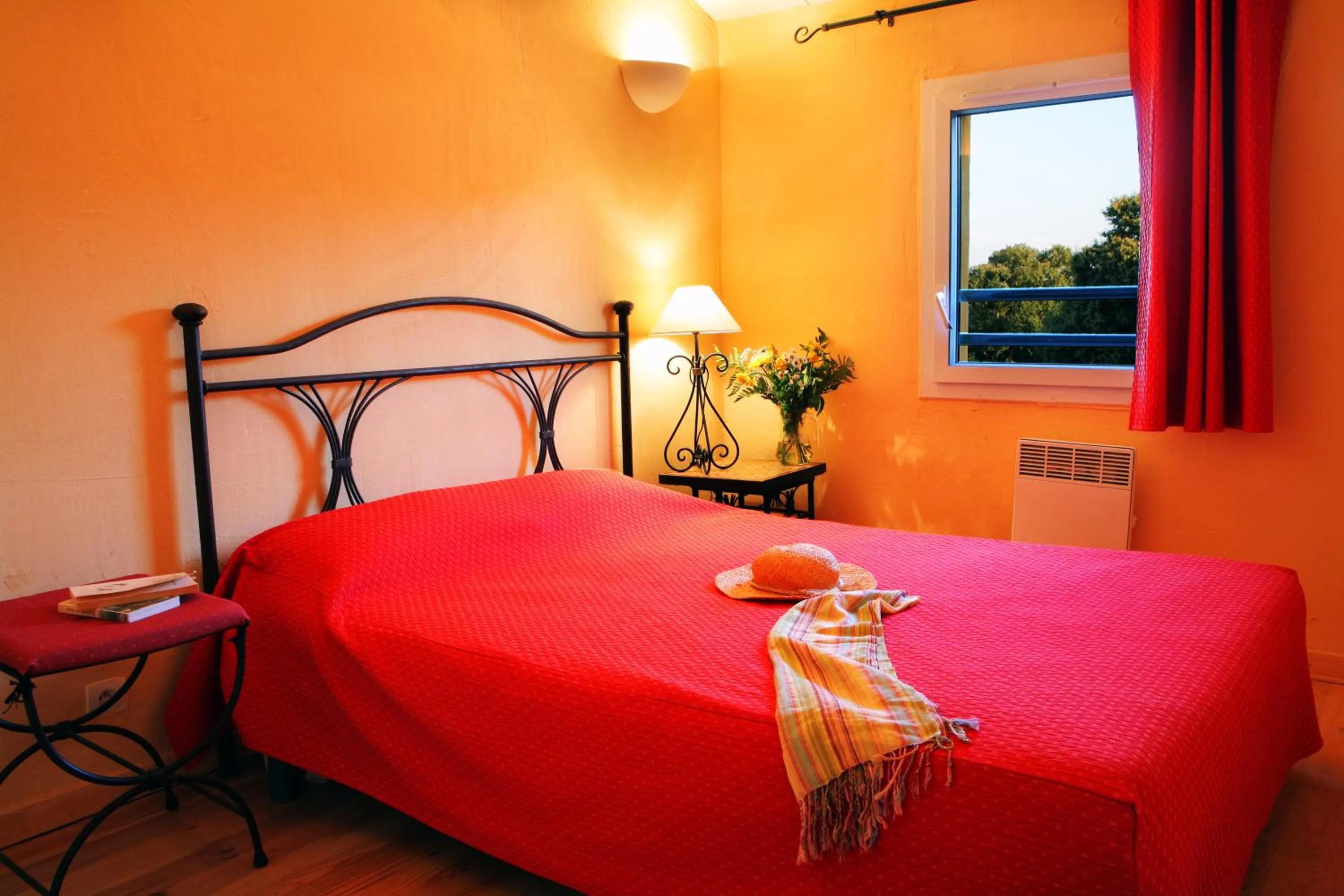 Bed in Résidence Néméa les Portes des Cévennes