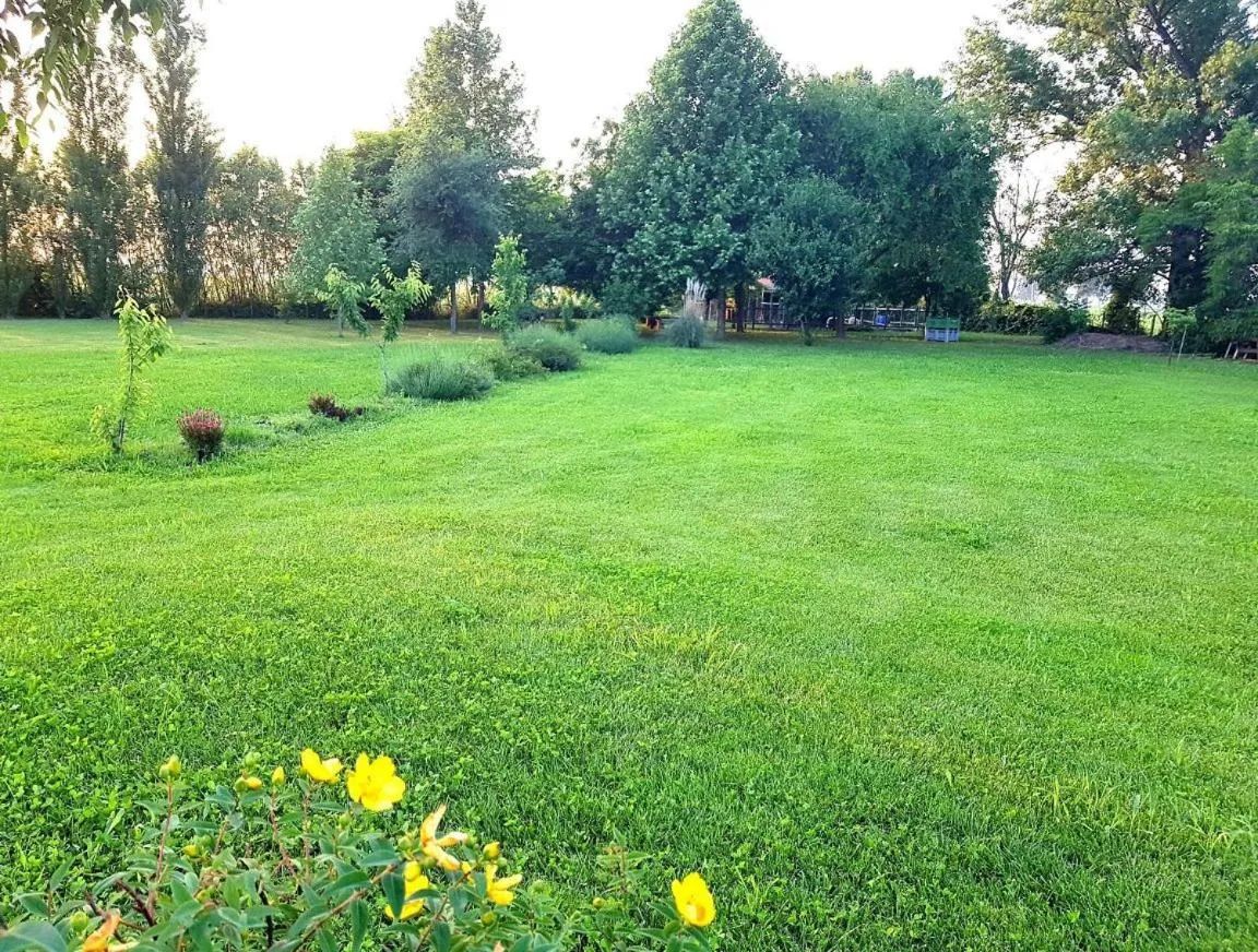 Garden in La Garzaga Turismo Rurale