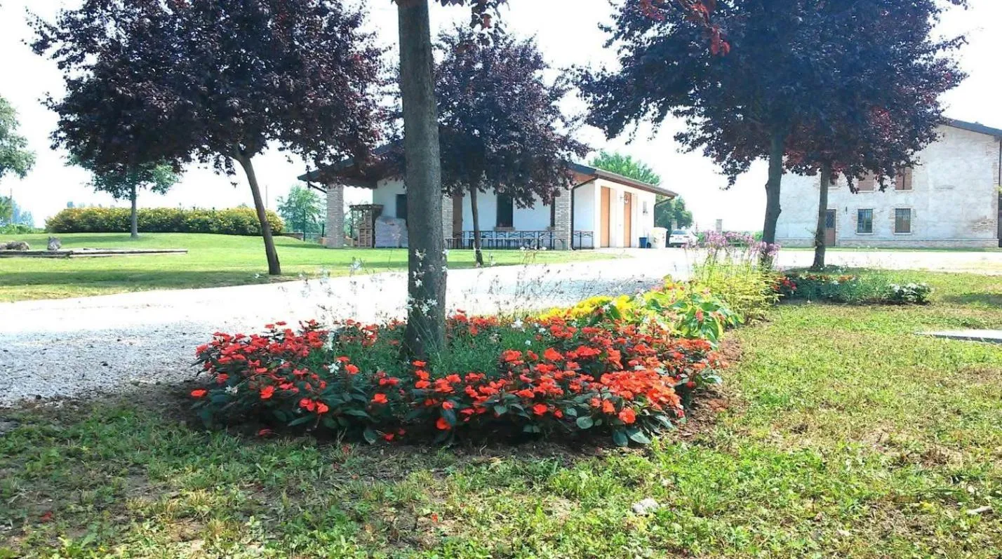 Garden view in La Garzaga Turismo Rurale