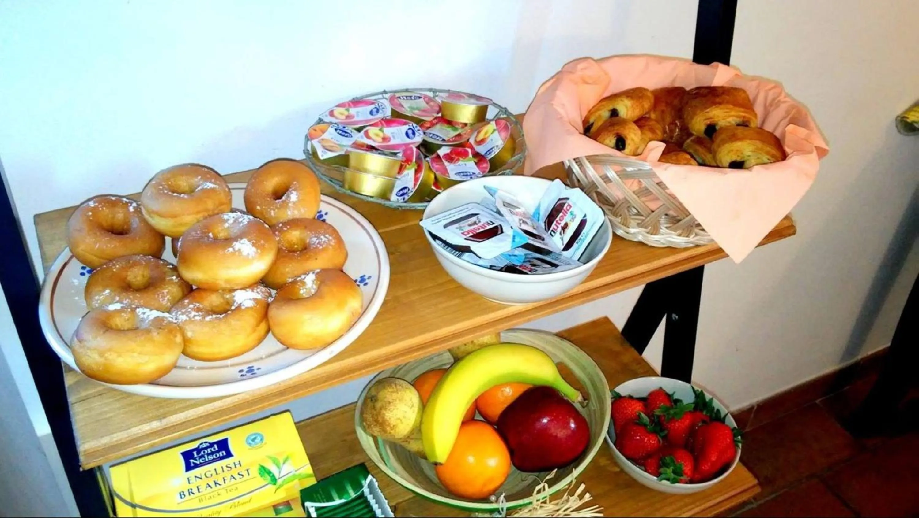 Lounge or bar in La Garzaga Turismo Rurale