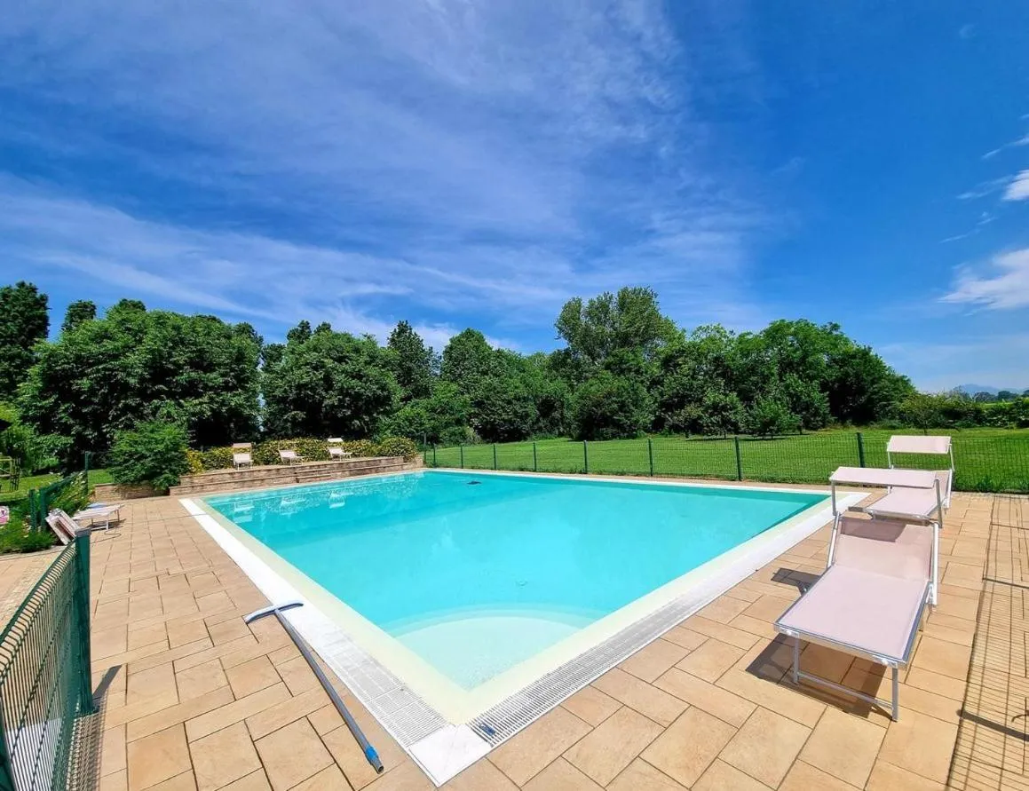 Swimming pool in La Garzaga Turismo Rurale