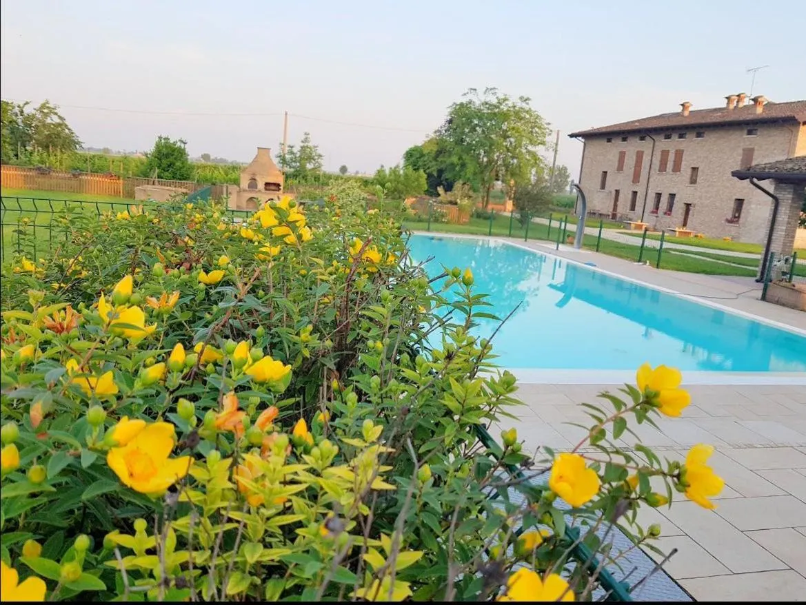 Garden view in La Garzaga Turismo Rurale