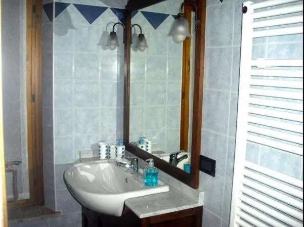 Bathroom in La Garzaga Turismo Rurale