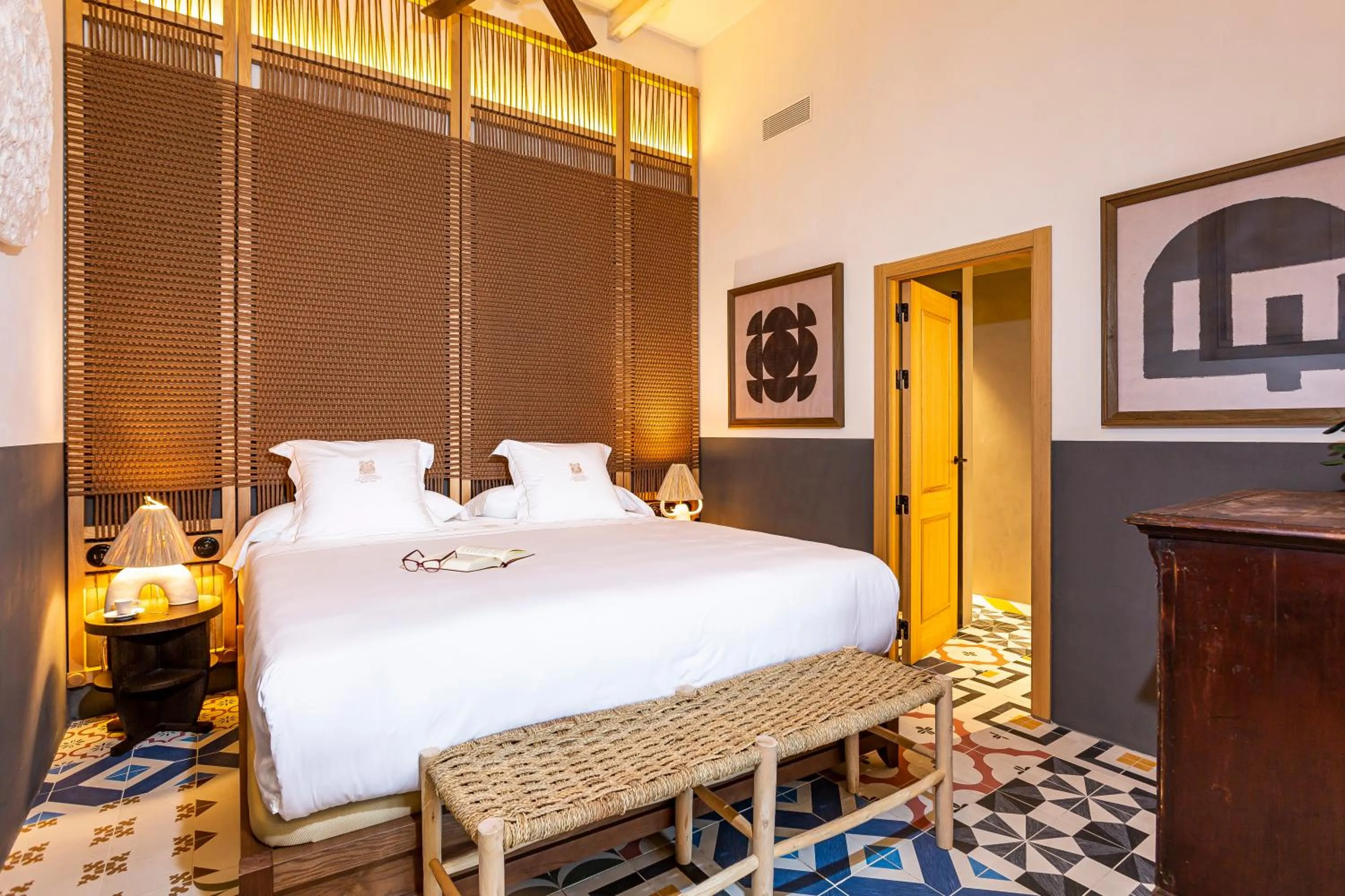 Bedroom, Bed in Hotel La Torre del Canonigo - Small Luxury Hotels