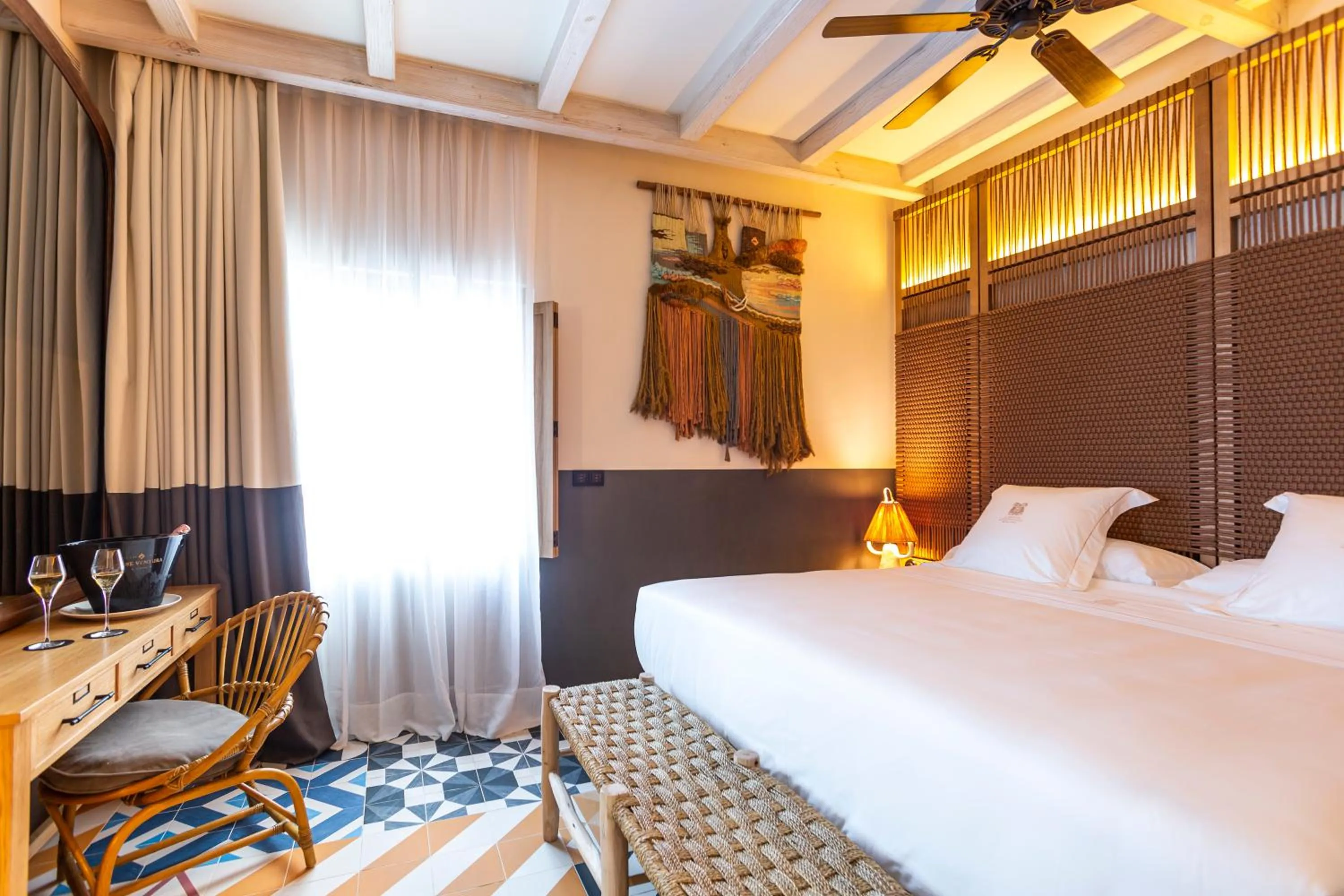 Photo of the whole room, Bed in Hotel La Torre del Canonigo - Small Luxury Hotels