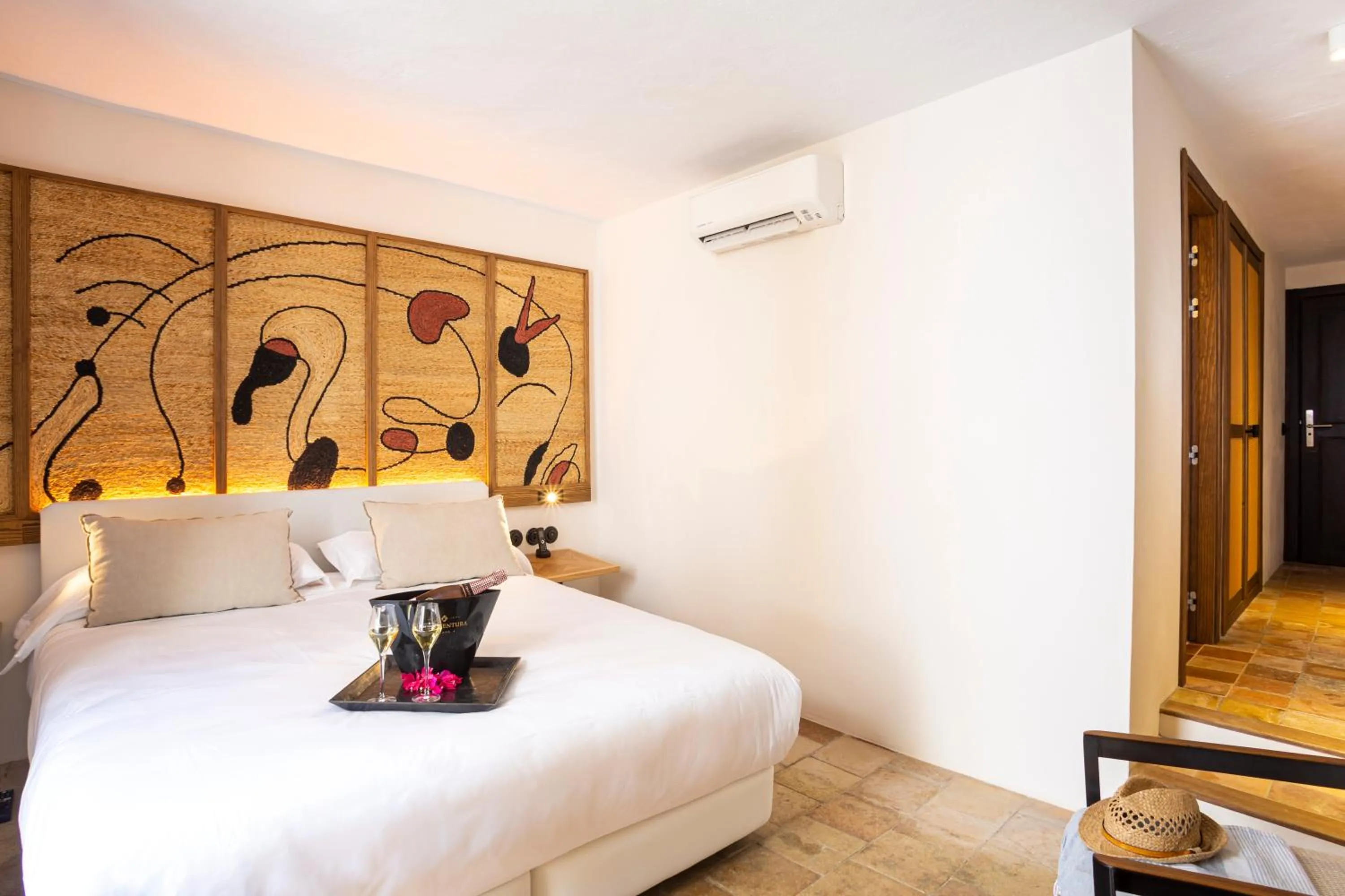 Bed in Hotel La Torre del Canonigo - Small Luxury Hotels