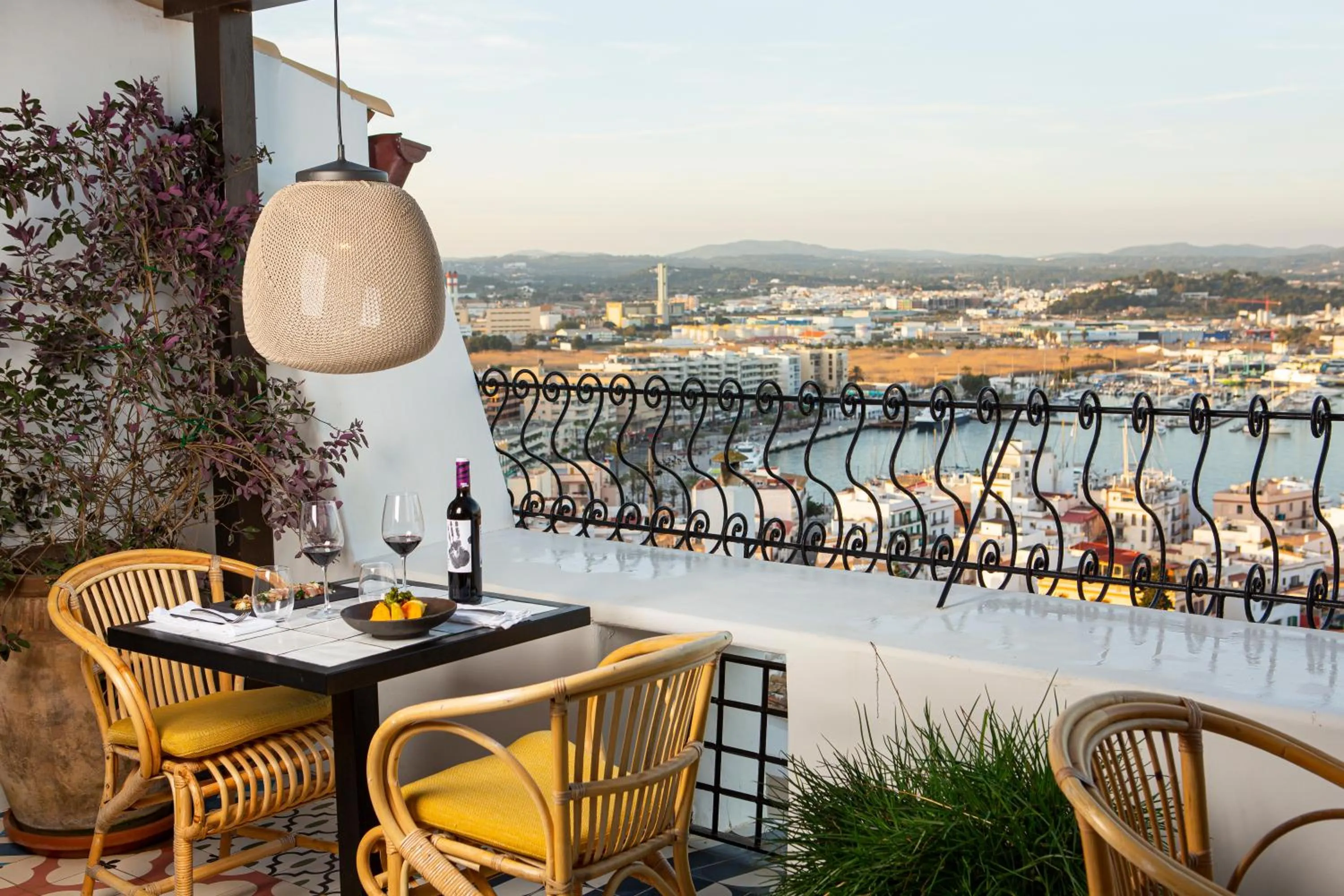 Restaurant/places to eat in Hotel La Torre del Canonigo - Small Luxury Hotels