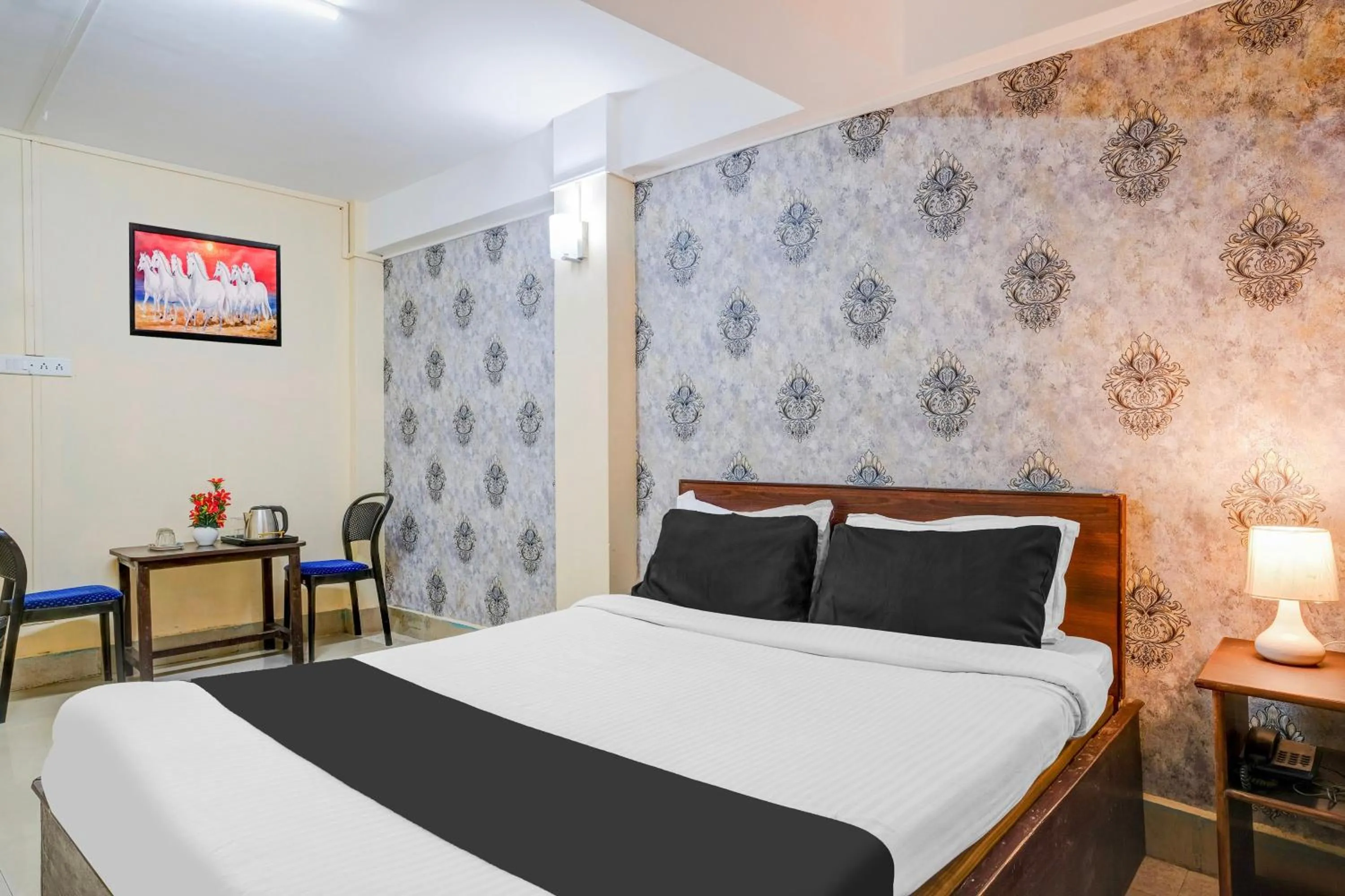 Bedroom, Bed in Hotel O Shillong Formerly Balaji Guest House