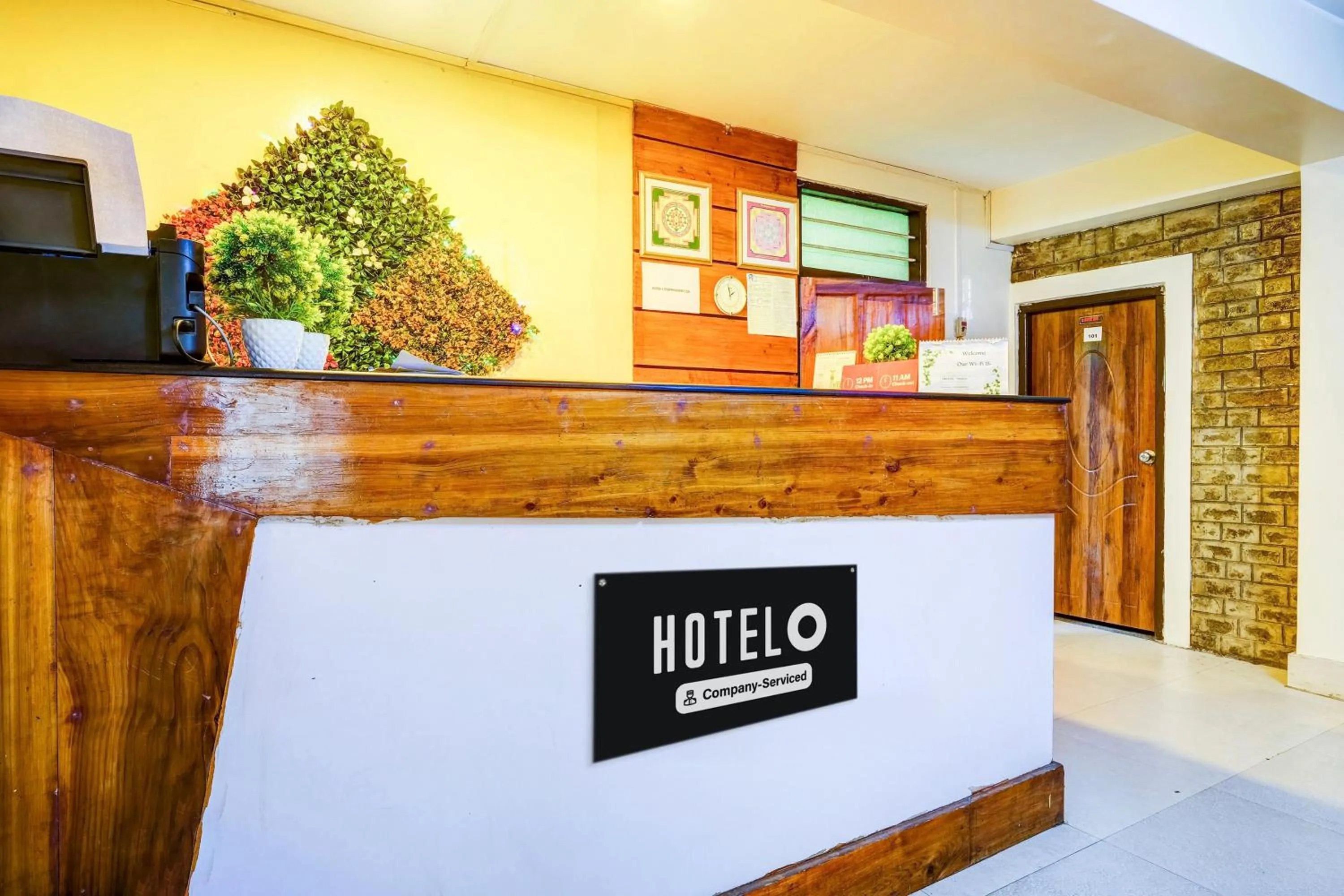 Lobby or reception in Hotel O Shillong Formerly Balaji Guest House