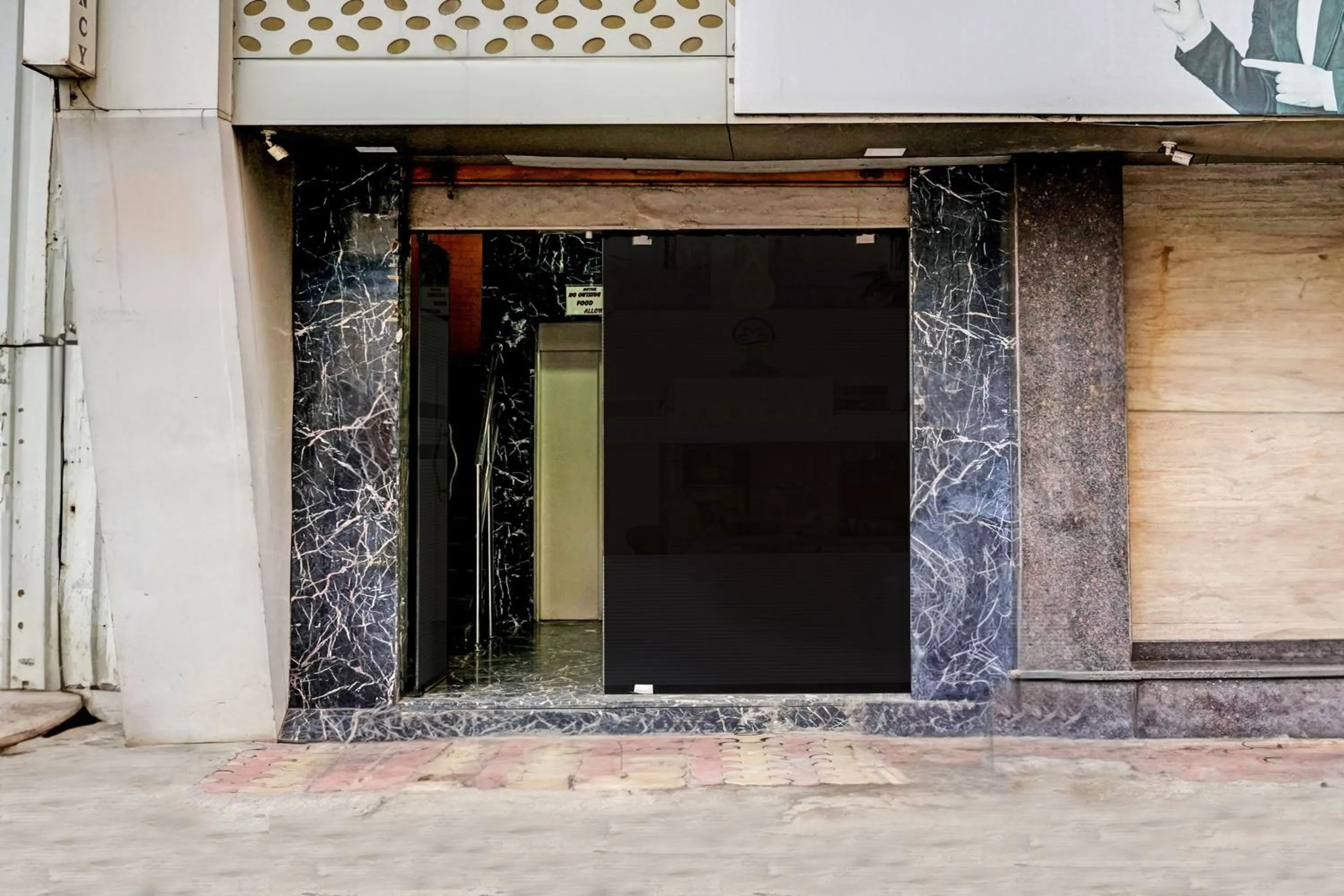 Facade/entrance in Hotel O Lotus Residency Near Anand Nagar Metro Station