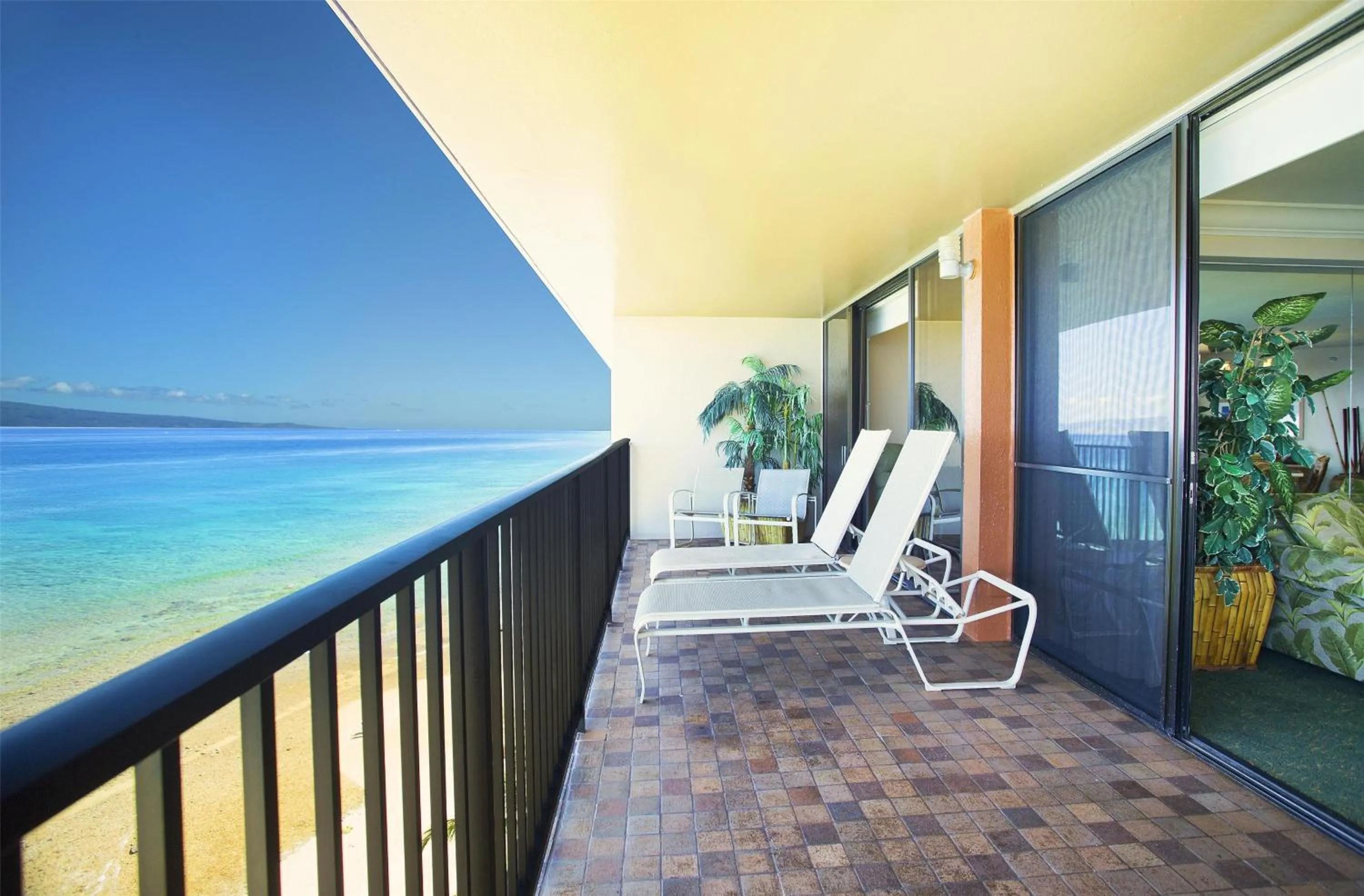 Photo of the whole room in Aston Kaanapali Shores
