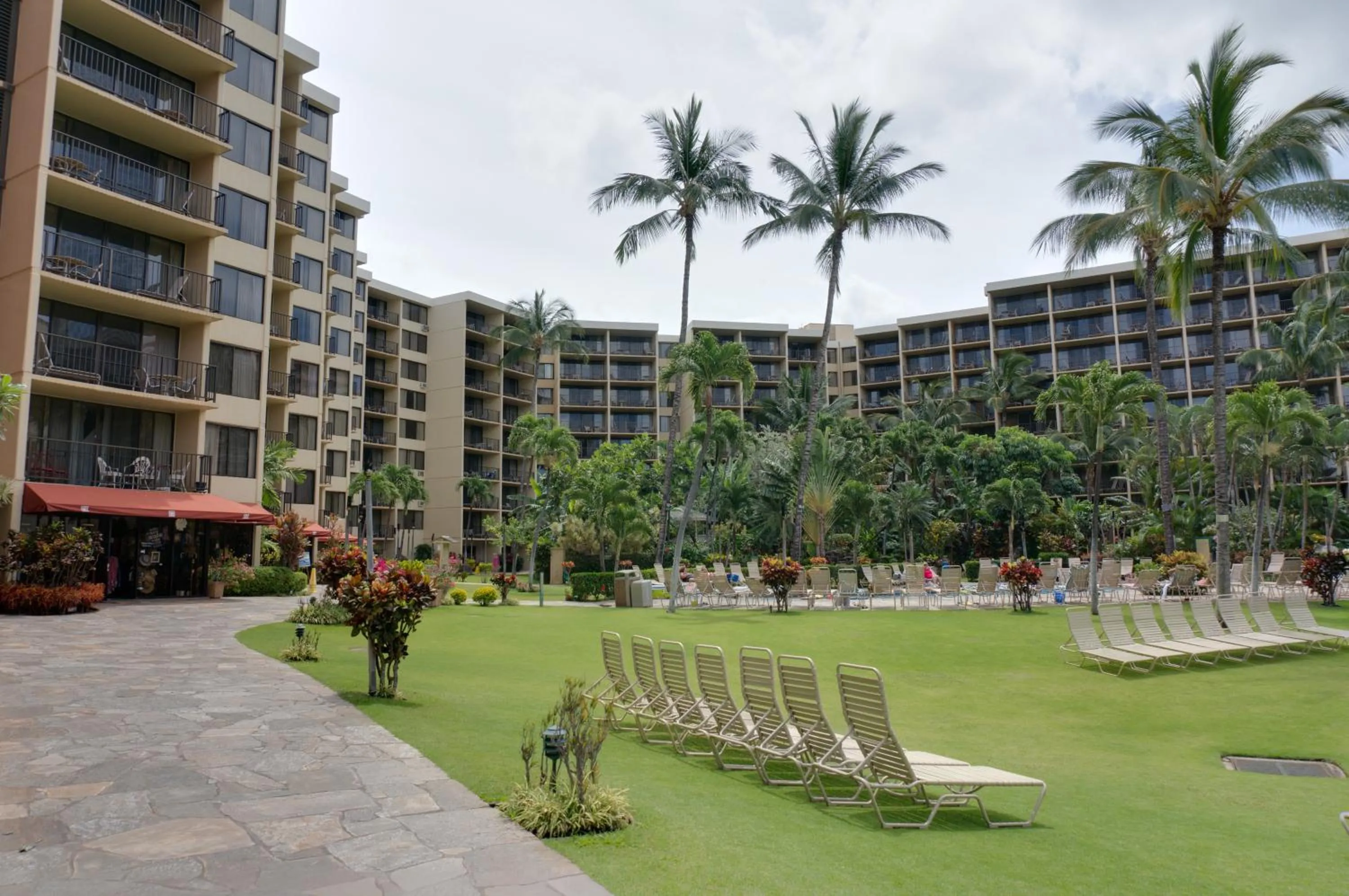 Property building in Aston Kaanapali Shores