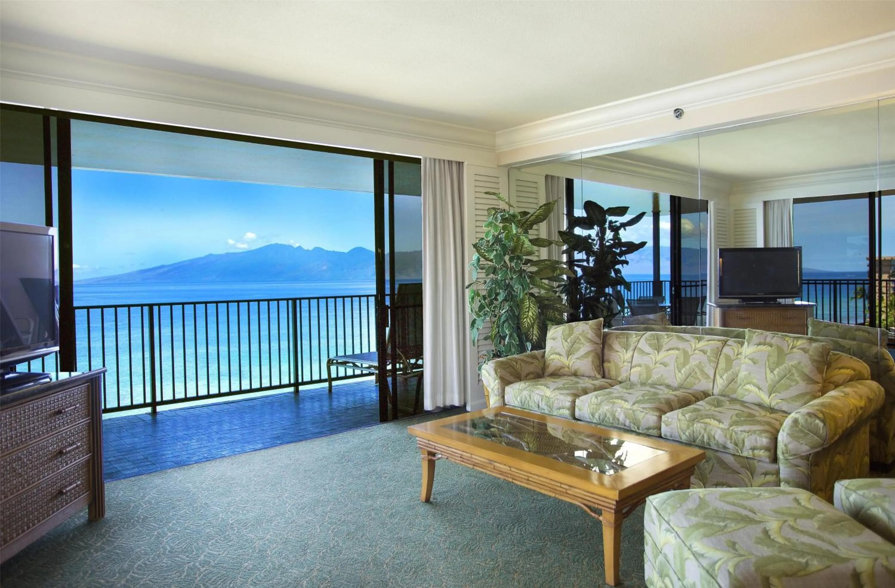 Photo of the whole room in Aston Kaanapali Shores