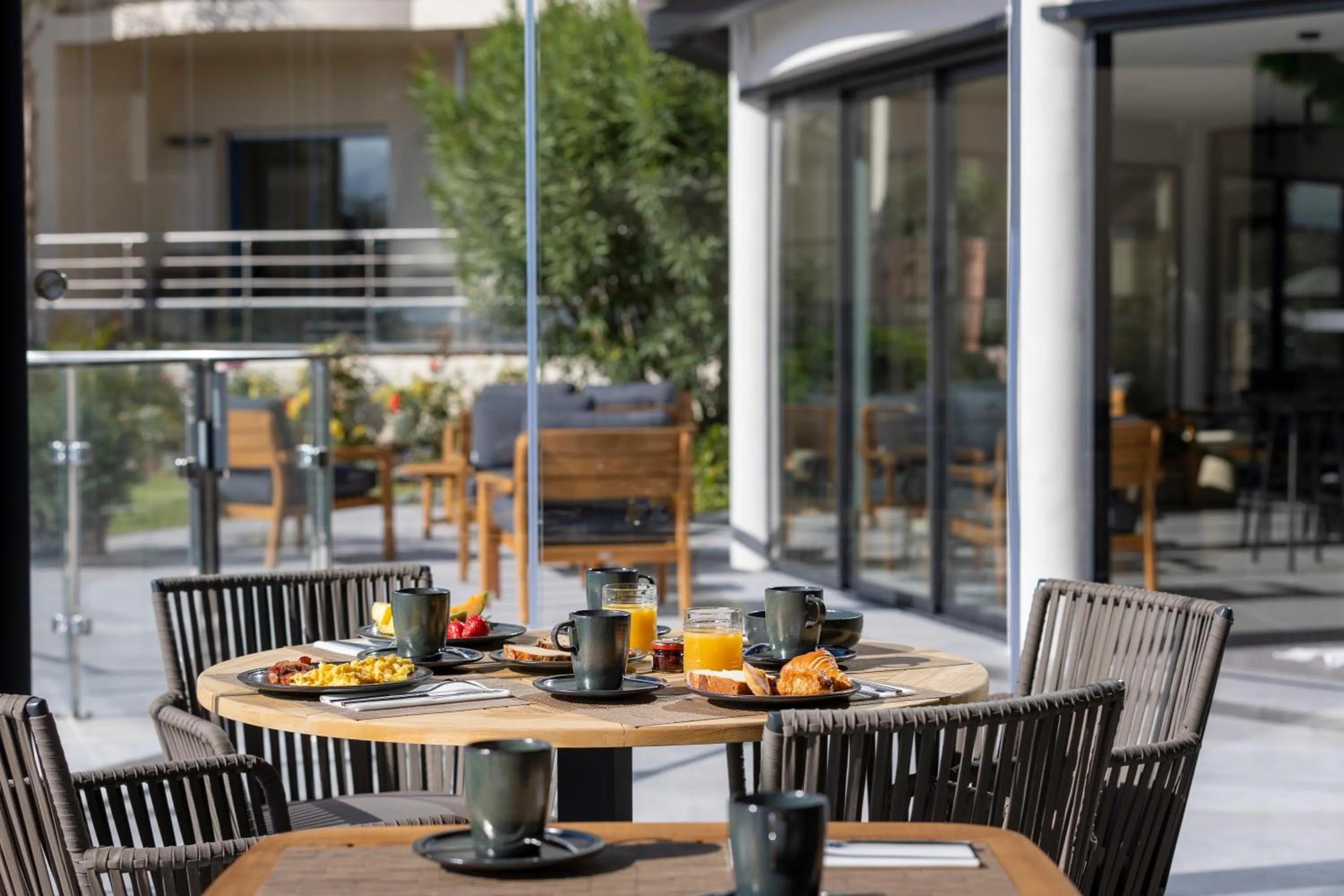 Buffet breakfast in Hotel L'Acquale