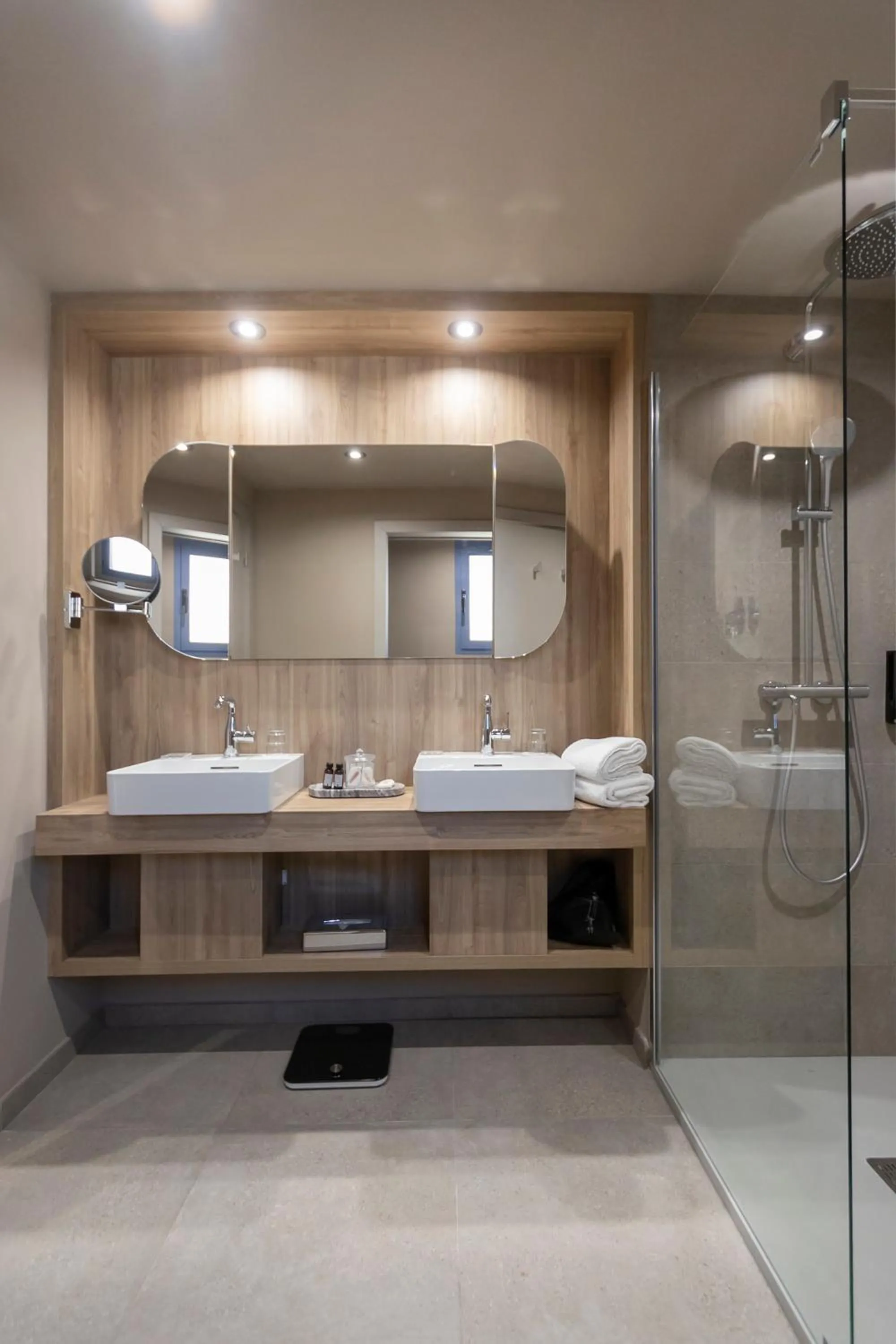 Bathroom in Hotel L'Acquale