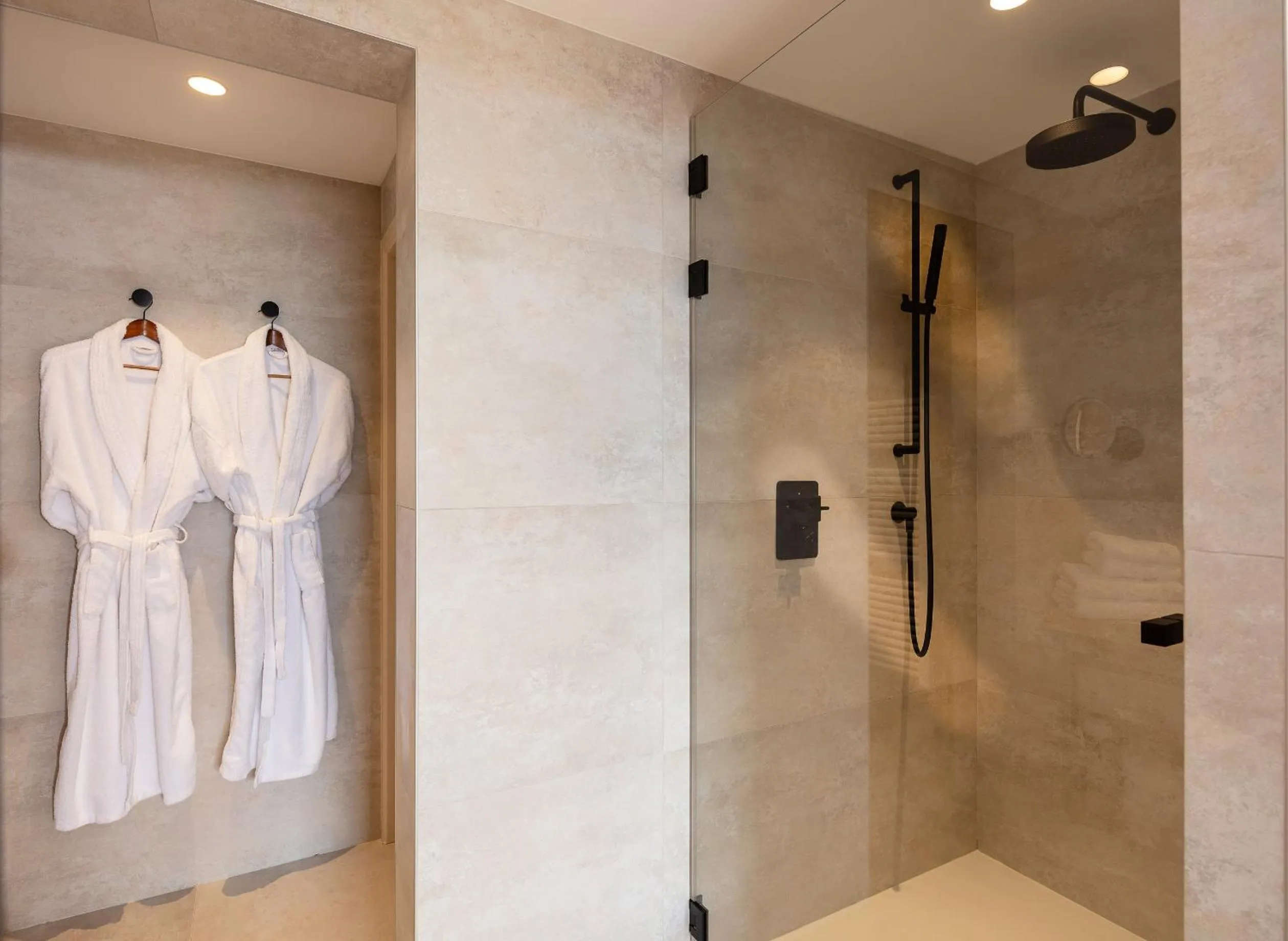 Bathroom in Atmospheres