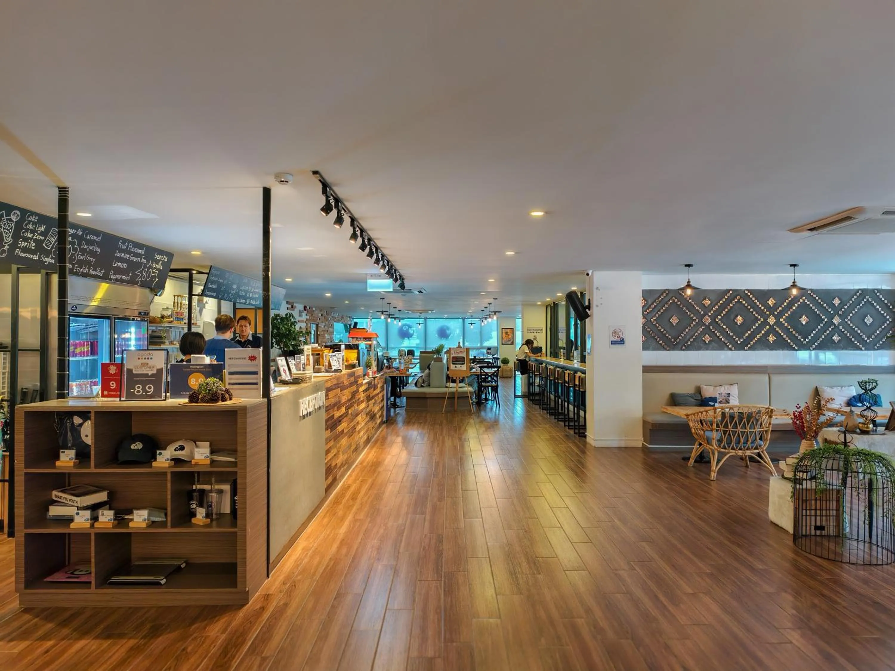 Lobby or reception in Kokotel Chiang Mai Nimman