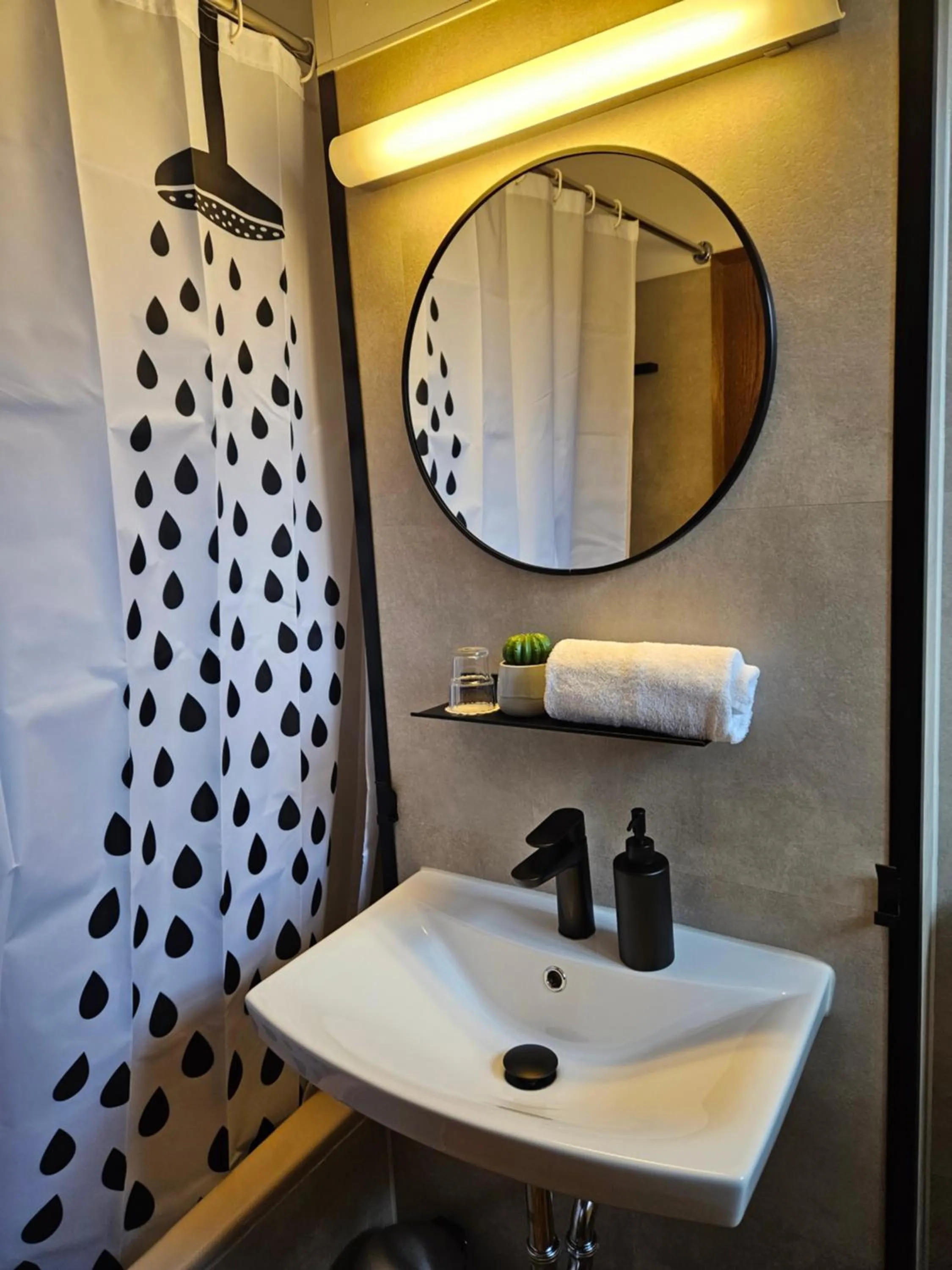 Bathroom in Landhotel Ölmühle