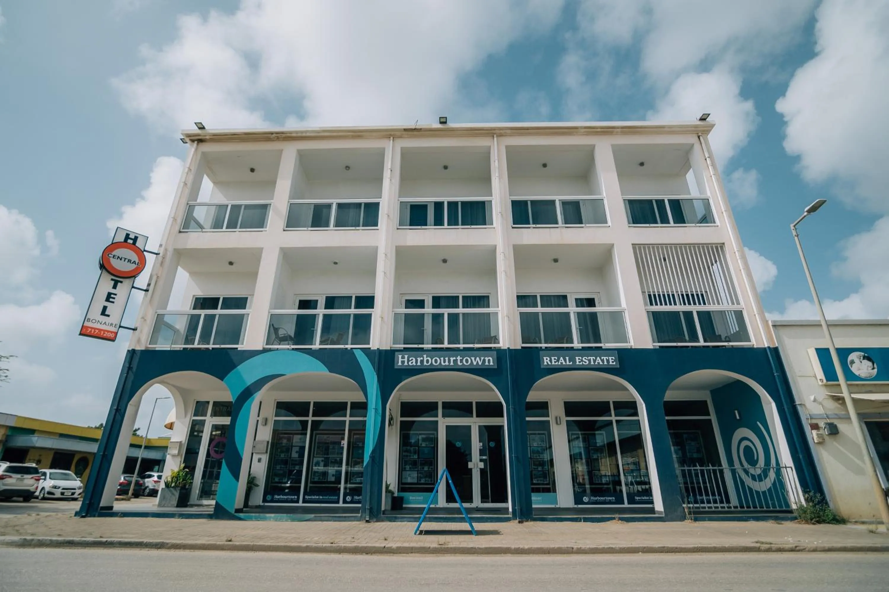 Property Building in Central Hotel Bonaire