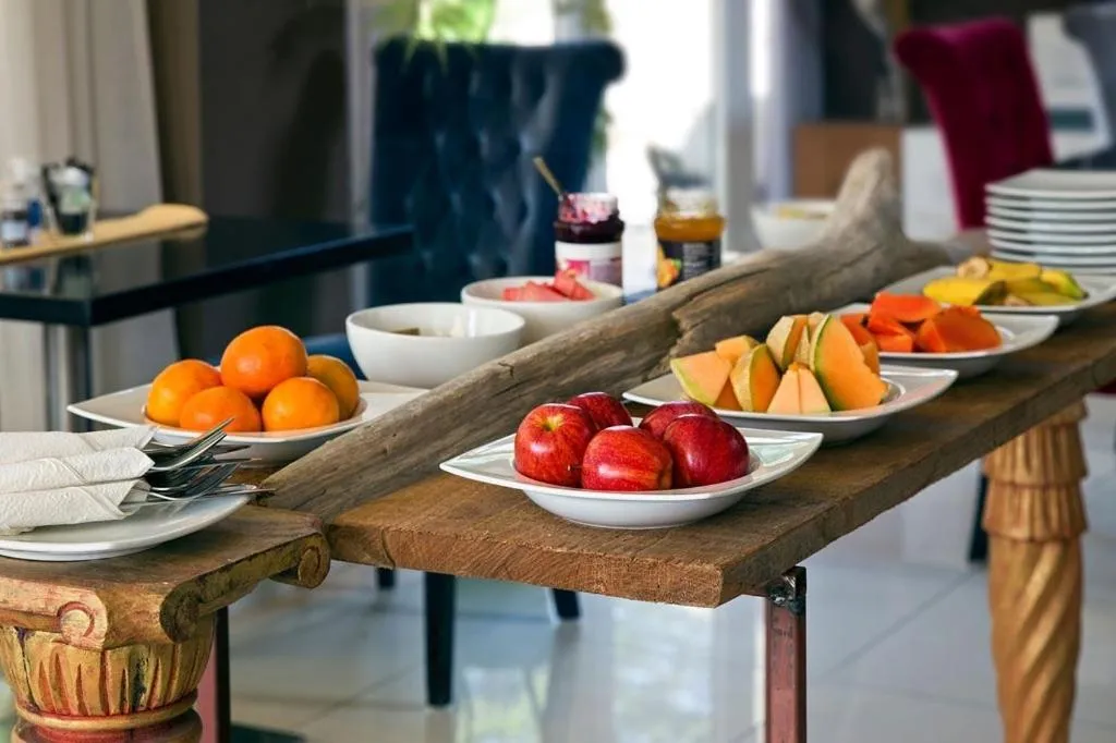 Food and drinks in Central Hotel Bonaire