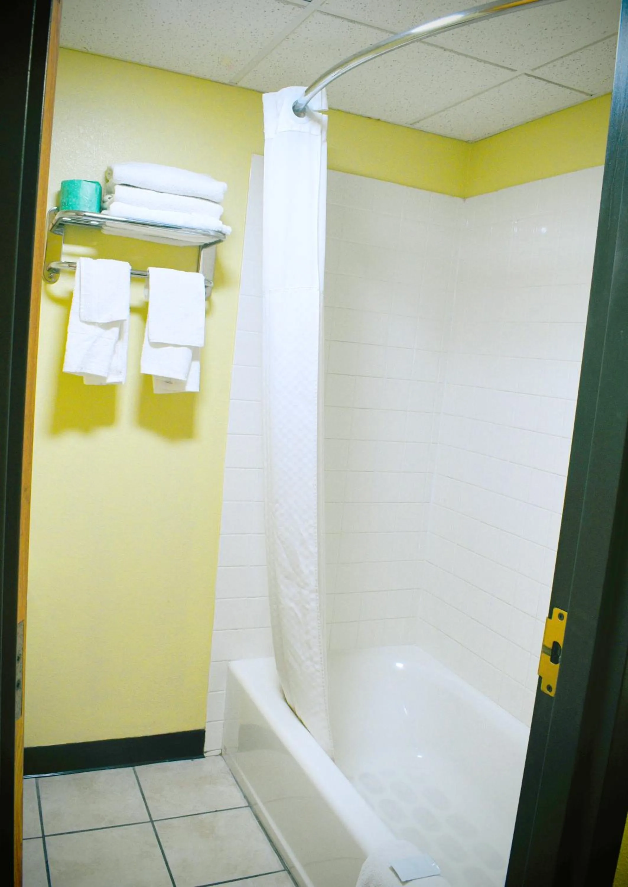 Bathroom in Days Inn by Wyndham Park City Kansas