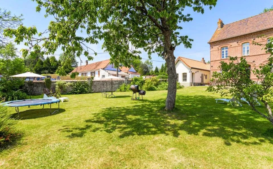 BBQ facilities in Le presbytère de Fressin