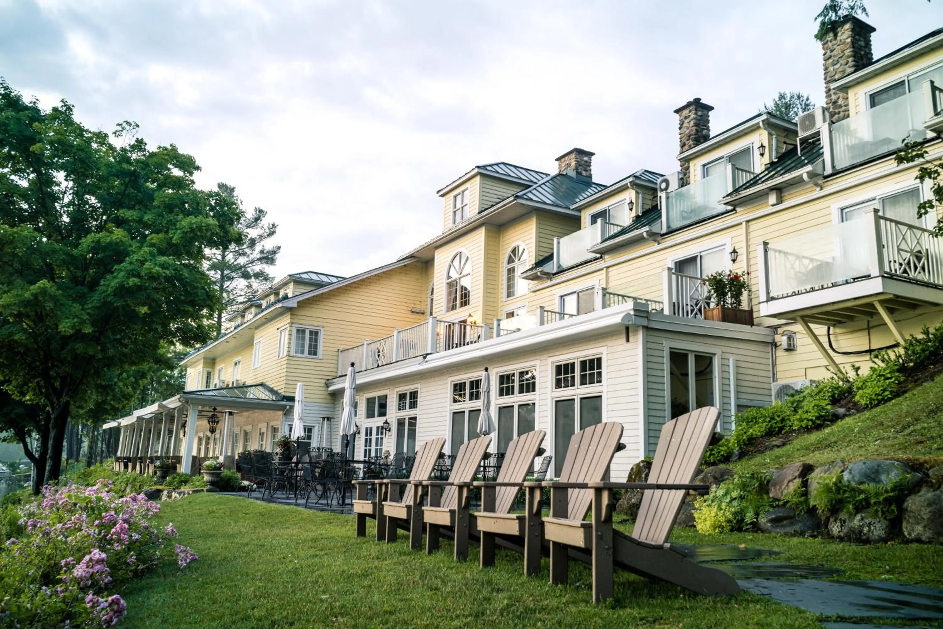Patio in Ripplecove Hotel & Spa