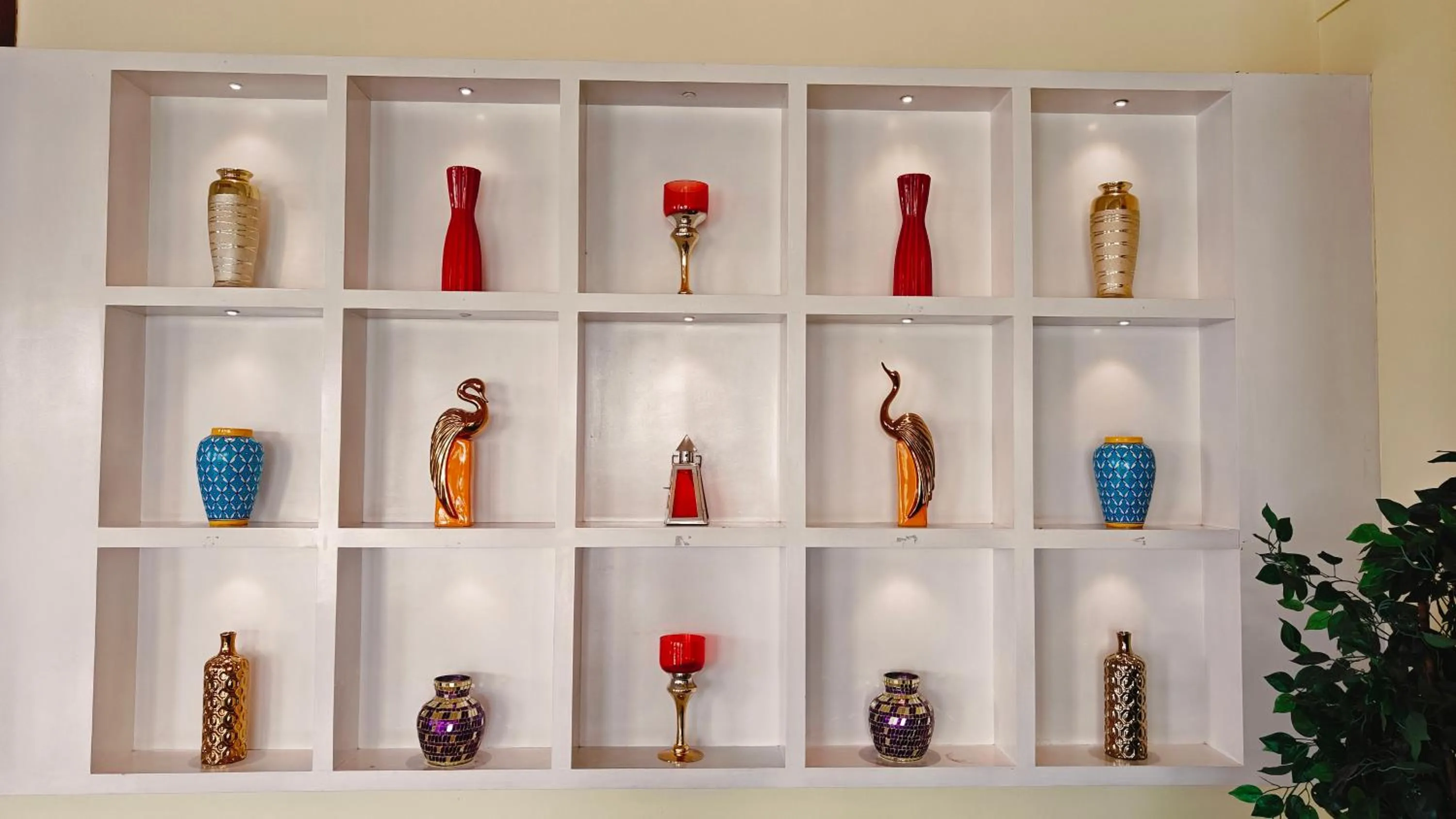 Decorative detail in ASR Parklane, A Bergamont Hotel - Hosur