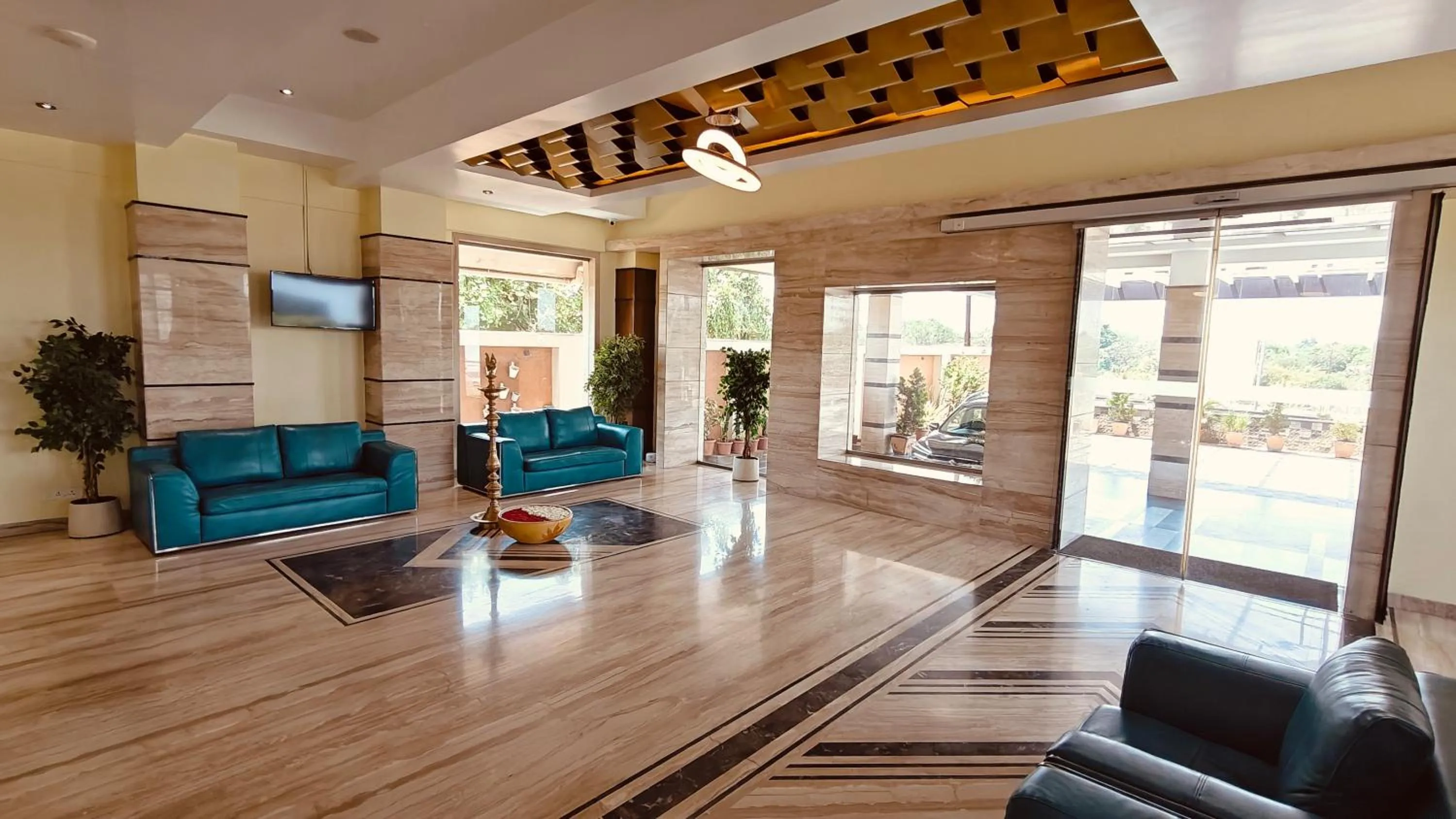 Lobby or reception in ASR Parklane, A Bergamont Hotel - Hosur