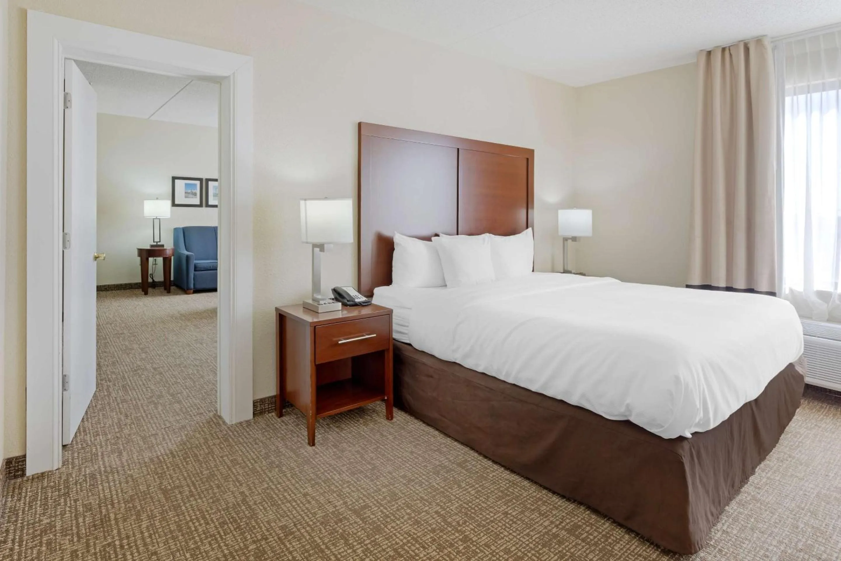 Bedroom, Bed in Comfort Inn & Suites Wichita Northeast