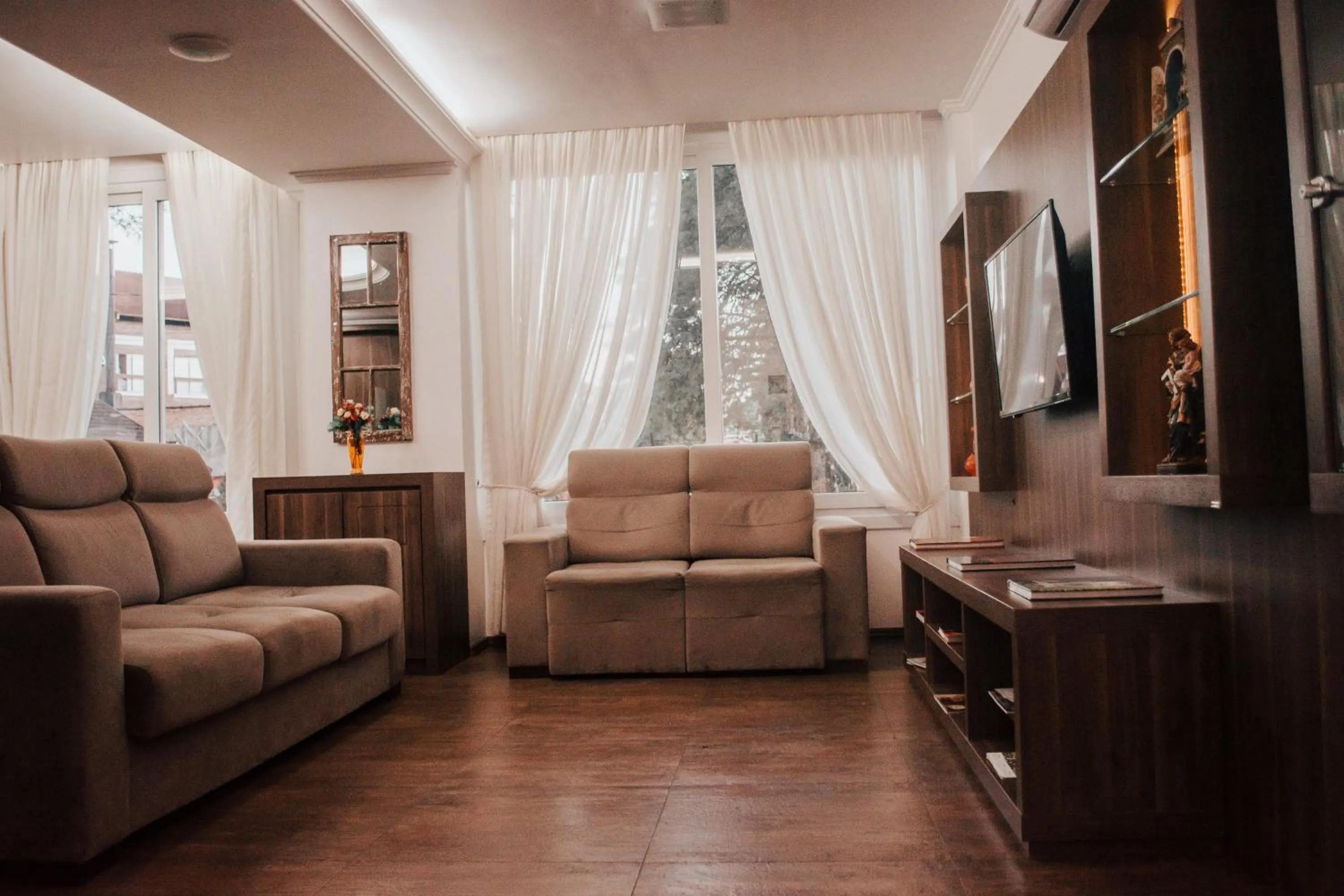 Lobby or reception in Hotel Colina São Francisco