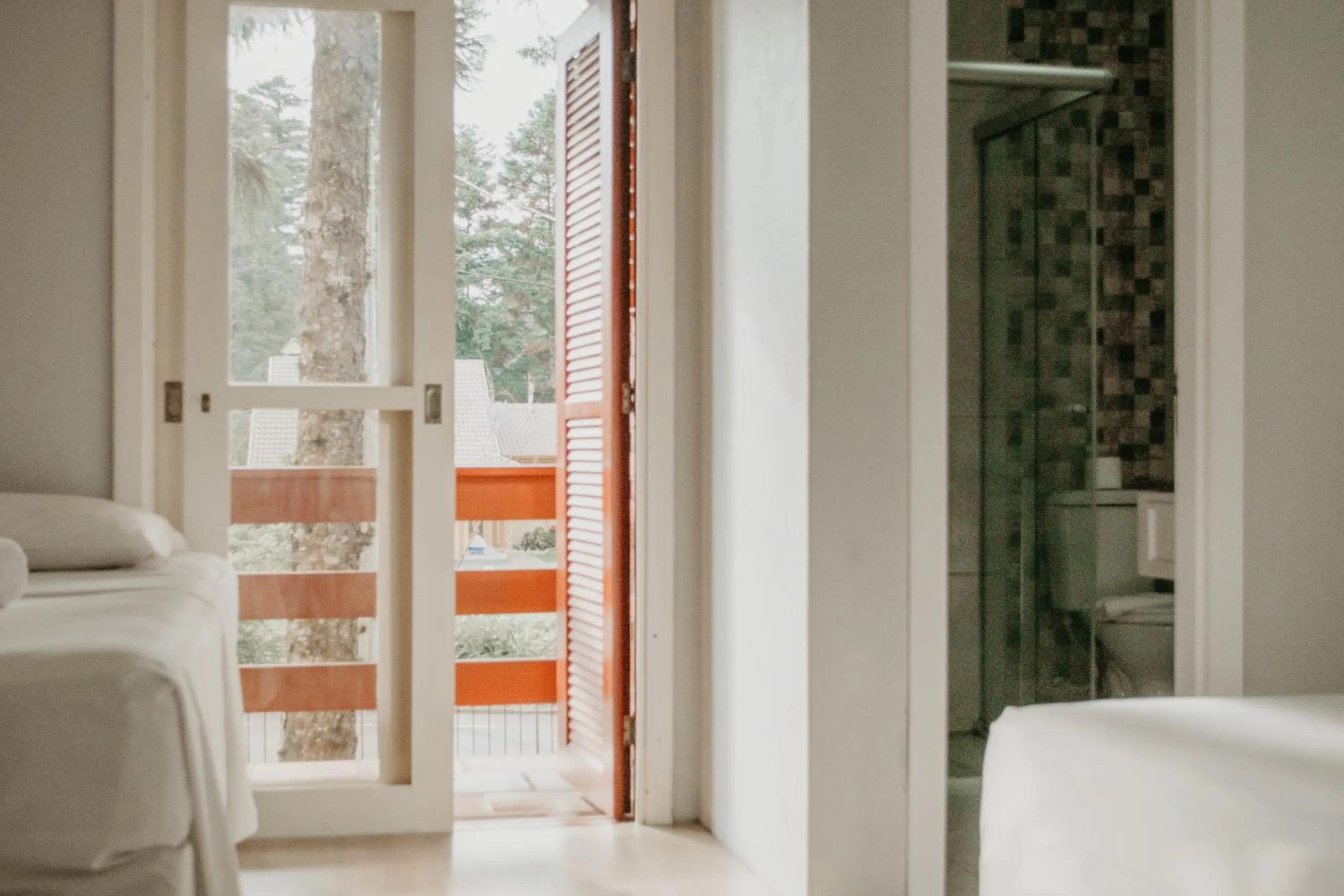 View (from property/room), Bed in Hotel Colina São Francisco