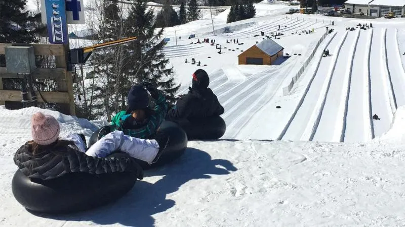 Winter in Hotel Le Petit Lac Sainte-Adèle