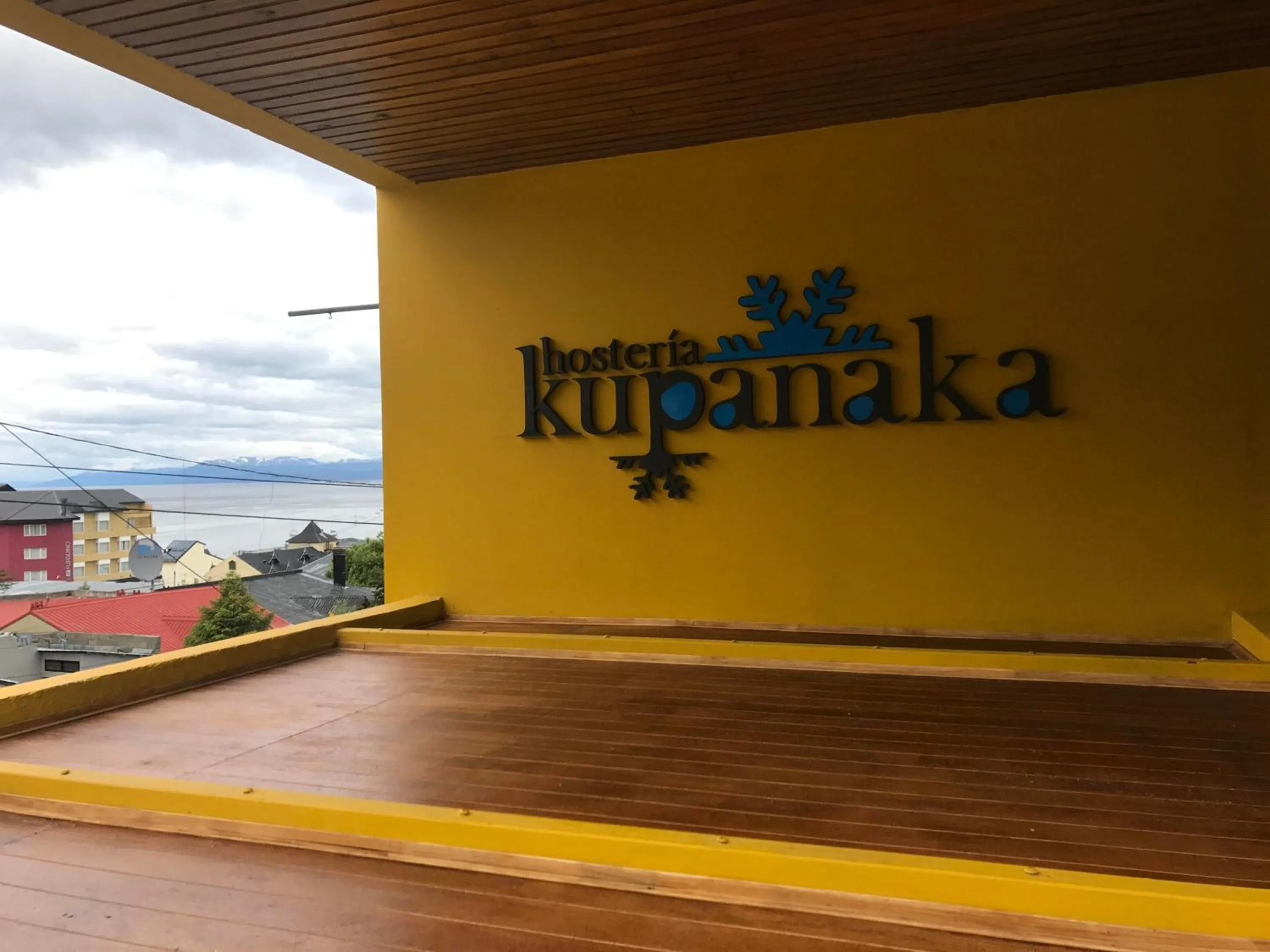 Property logo or sign in Hosteria Kupanaka