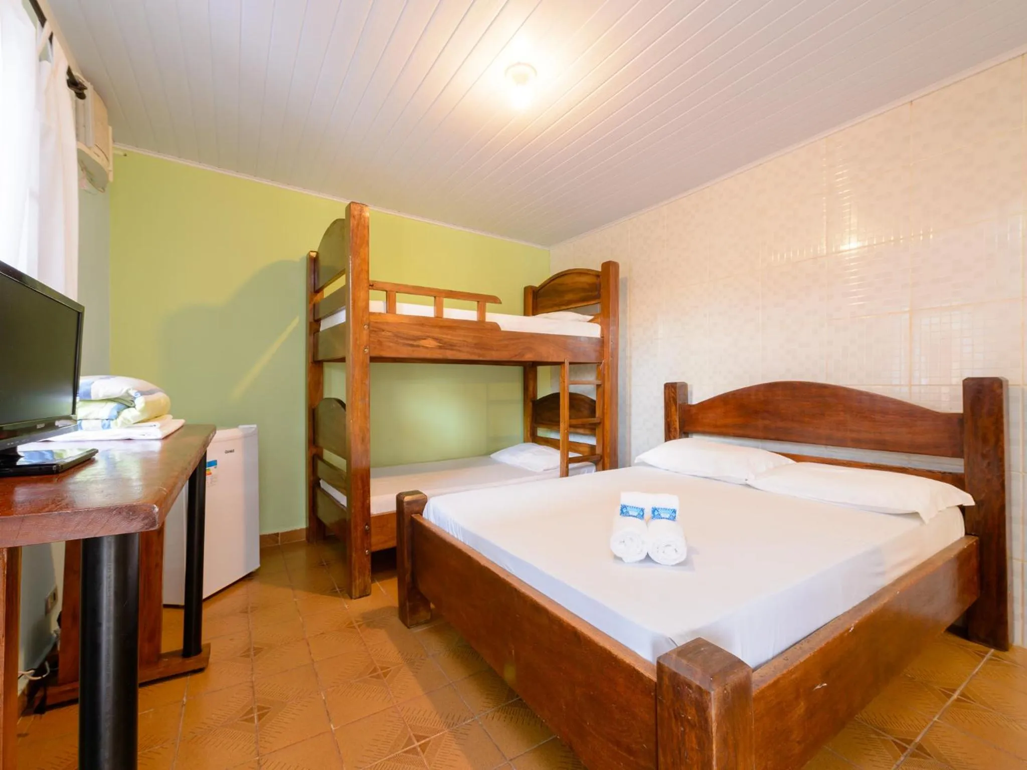 Photo of the whole room, Bed in Pousada Morada da Prainha