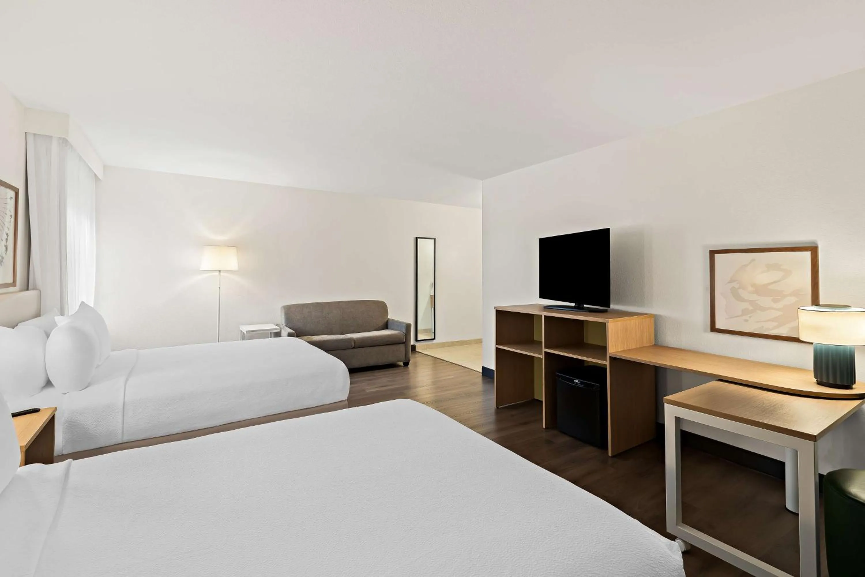 Living room, Bed in Spark by Hilton Wichita East