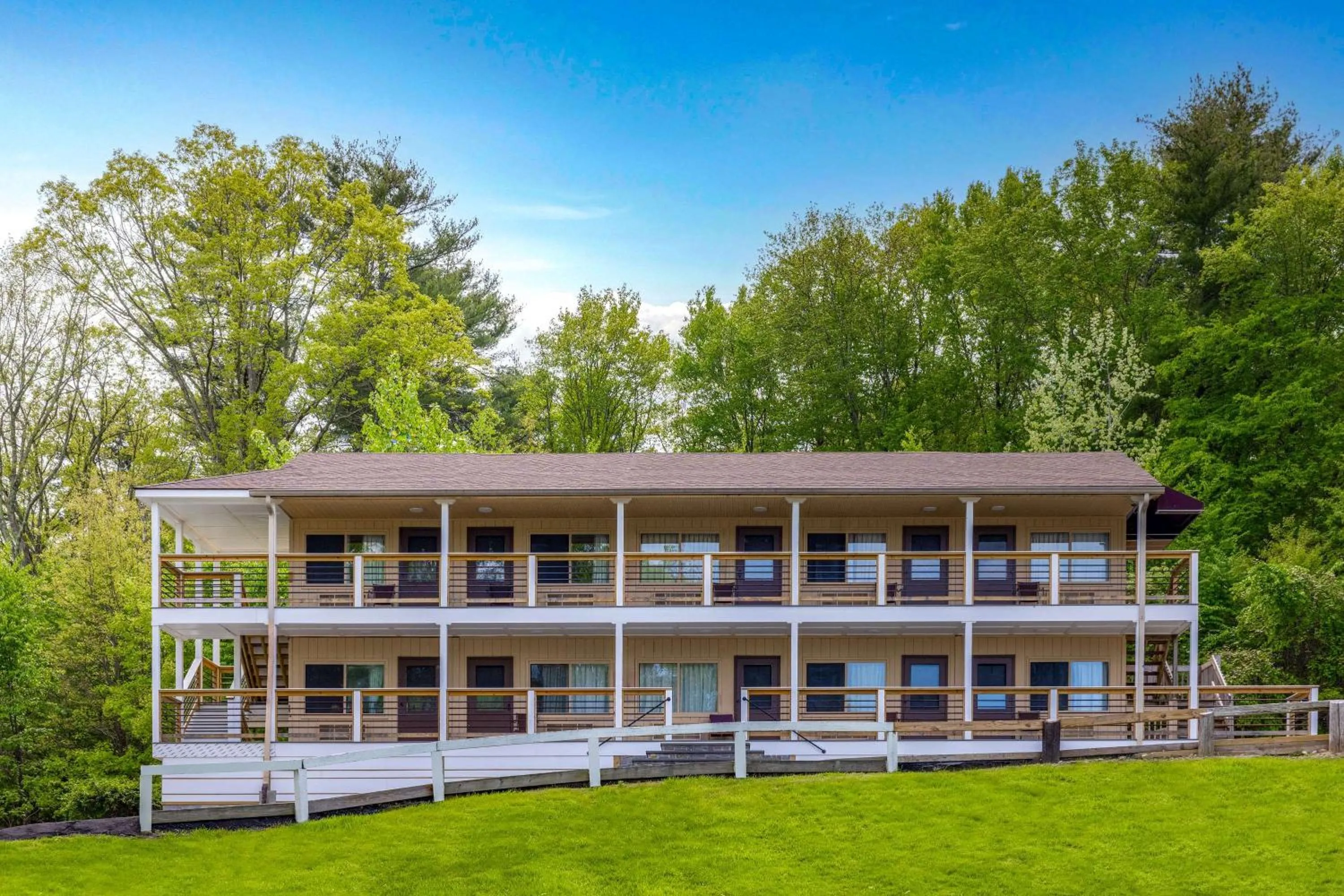 Property building in Days Inn by Wyndham Wurtsboro