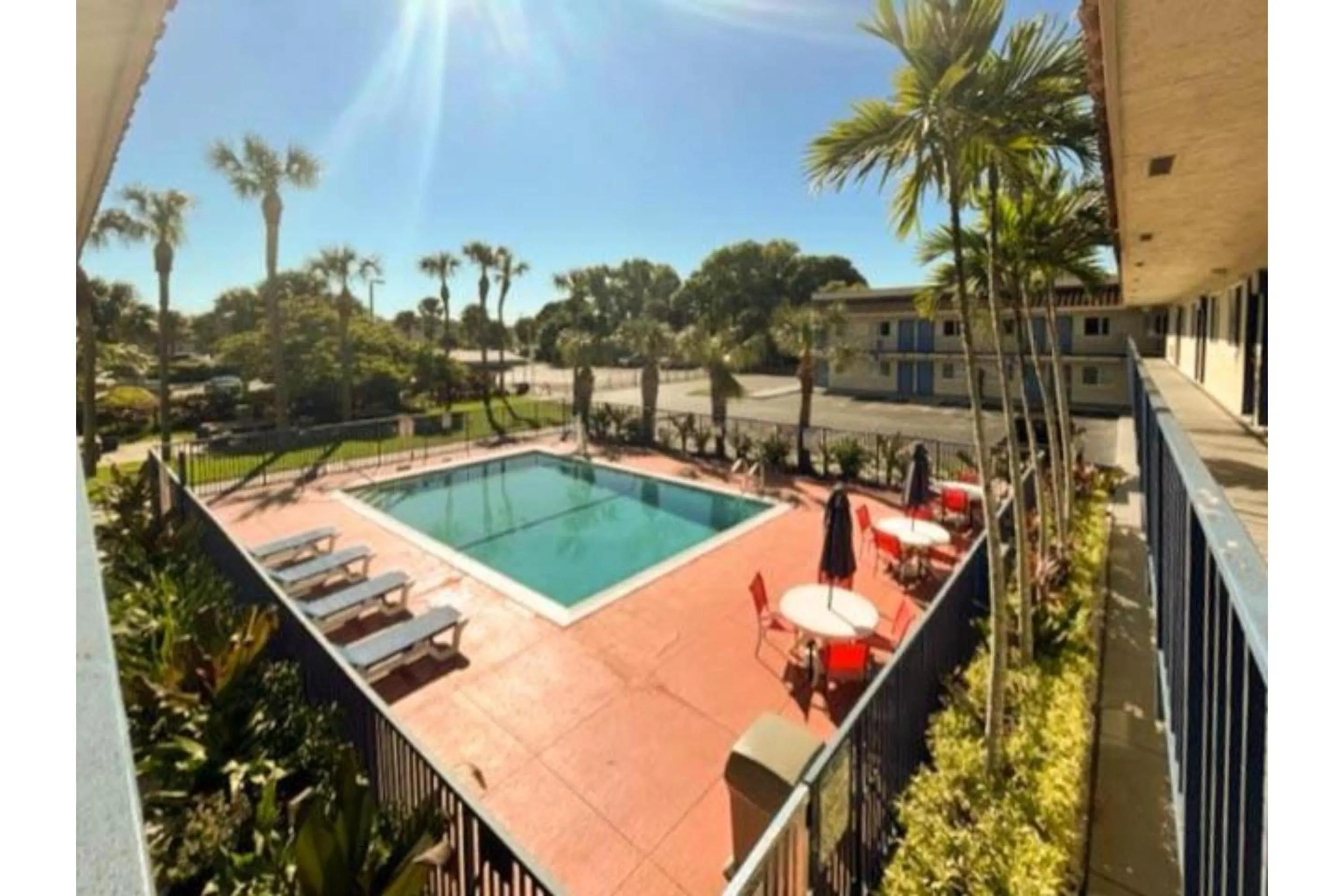 Swimming pool in Motel 6 Riviera Beach FL