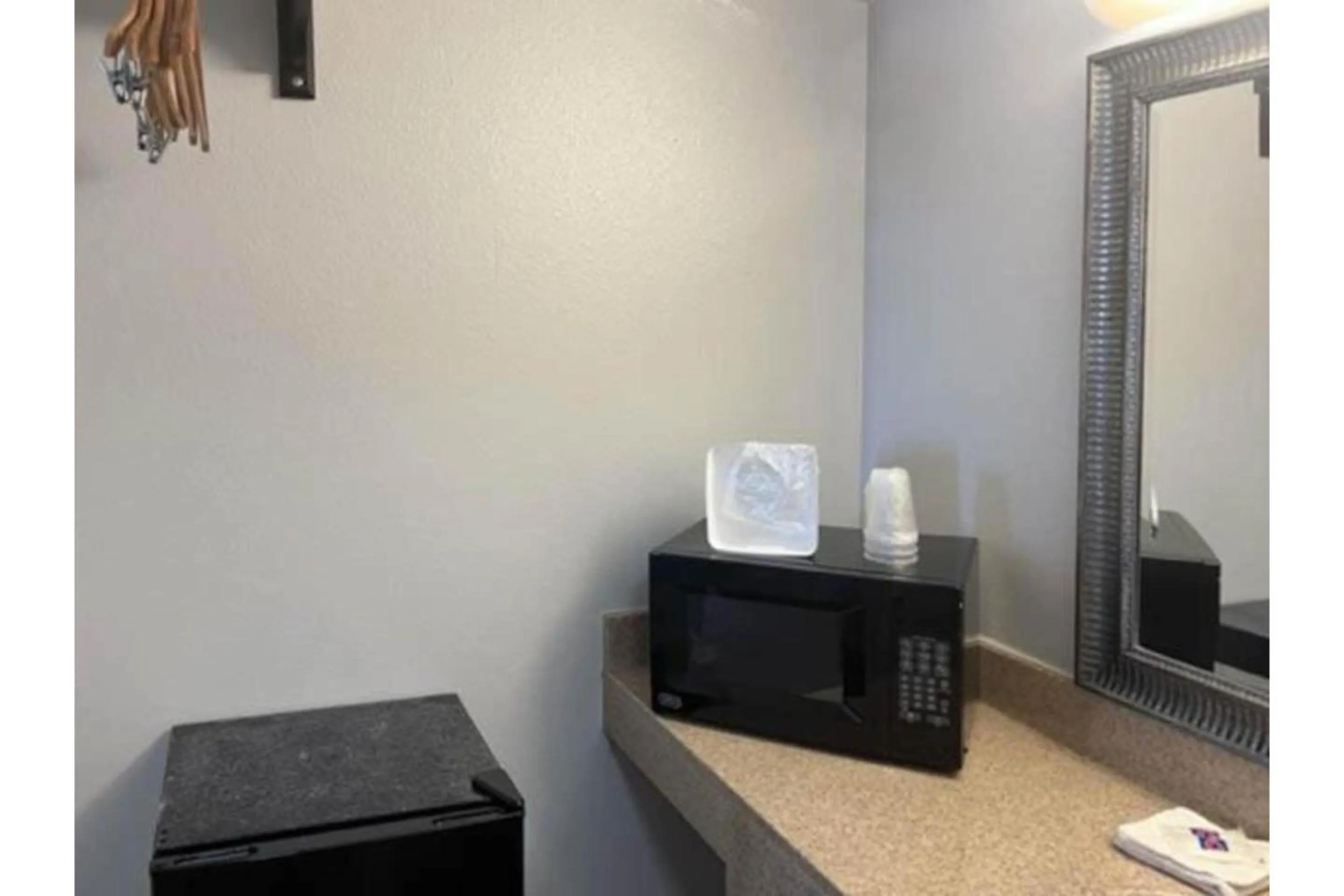 Bedroom in Motel 6 Riviera Beach FL