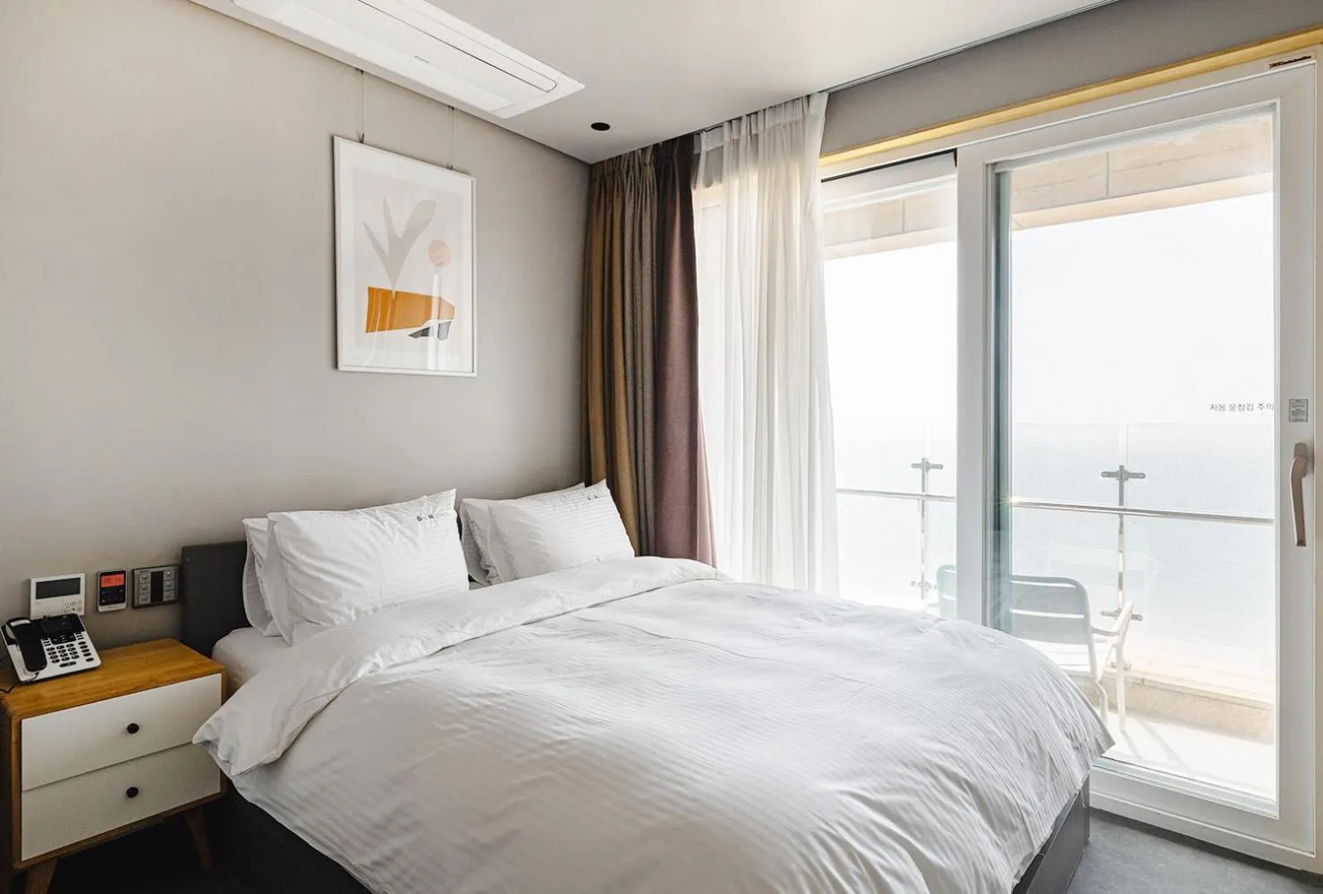 Bed in Daynice hotel